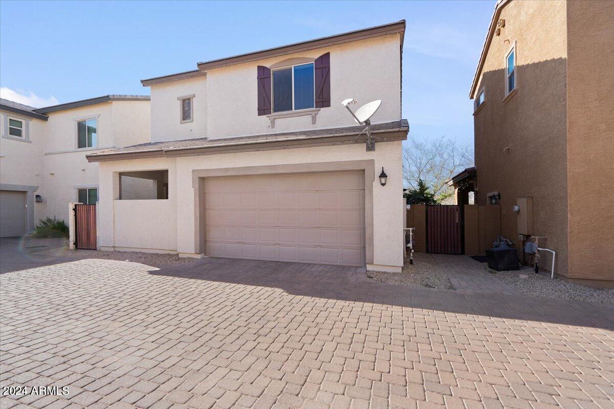 14997 W WILSHIRE Drive
