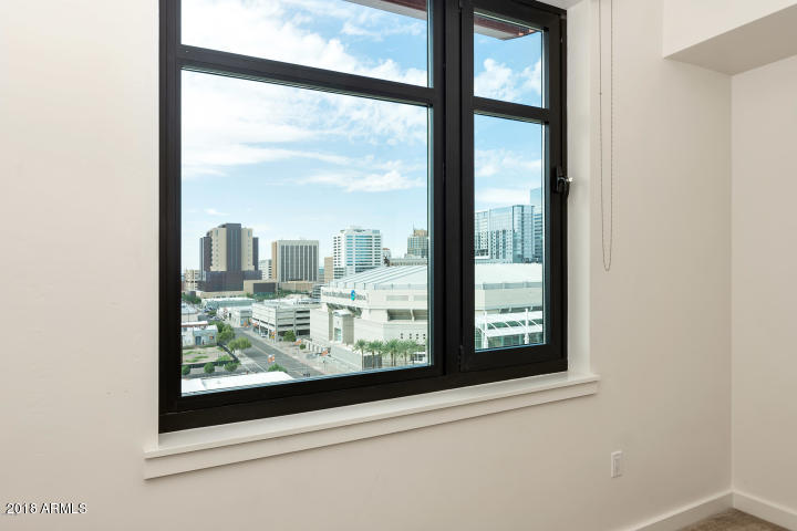 310 S 4TH Street # 802