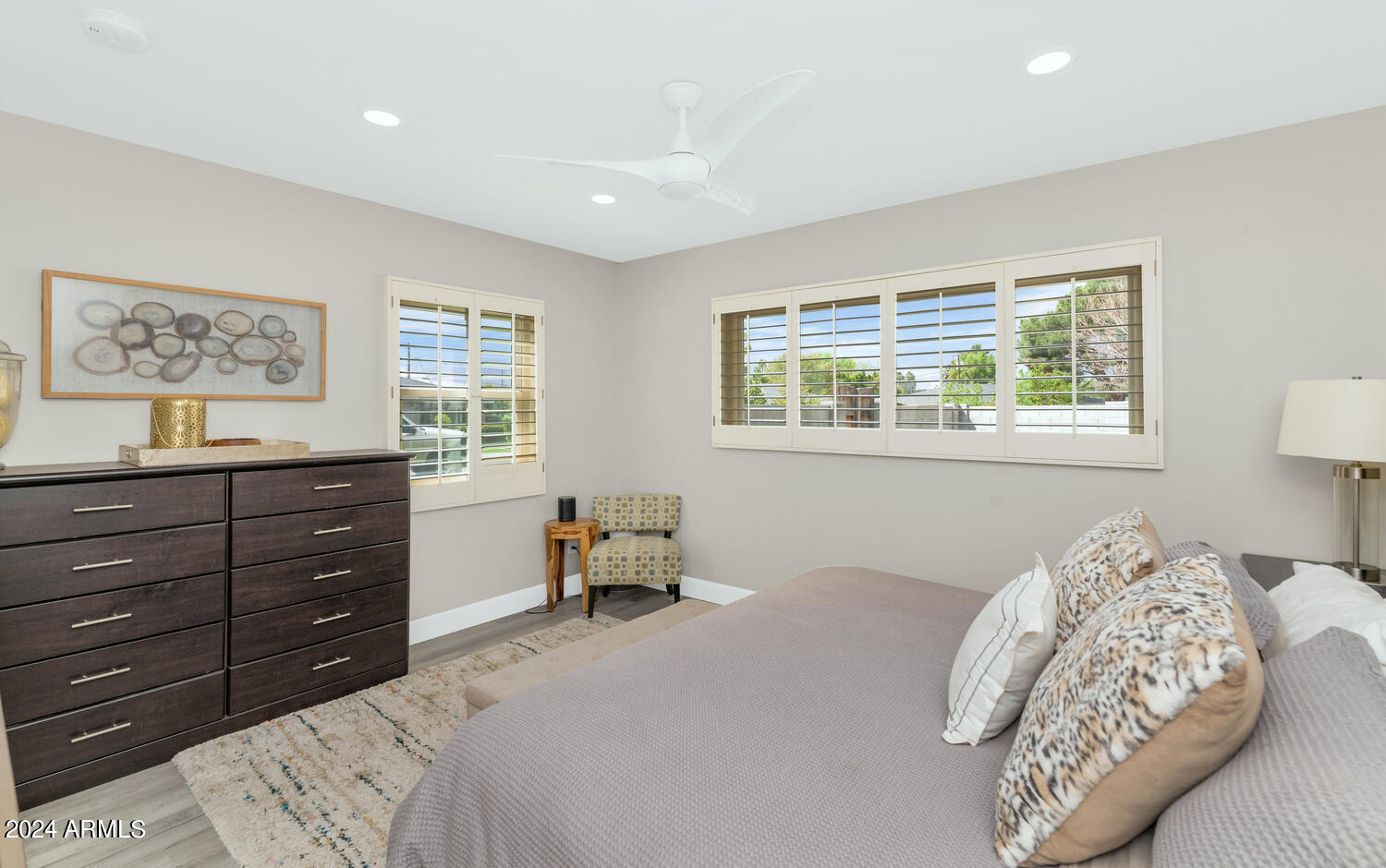 4634 E CALLE TUBERIA --