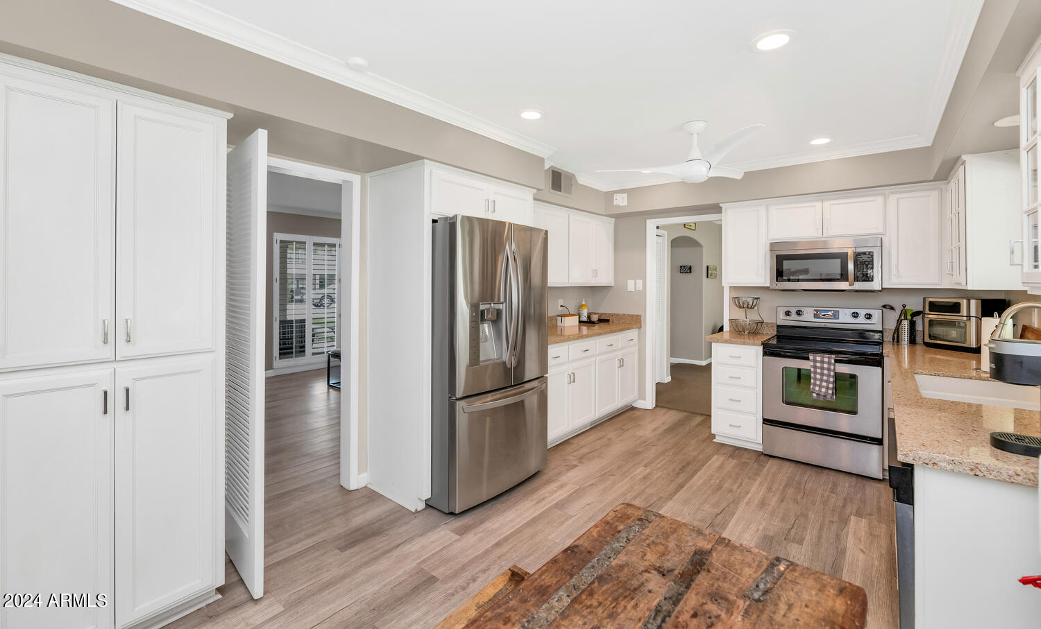 4634 E CALLE TUBERIA --