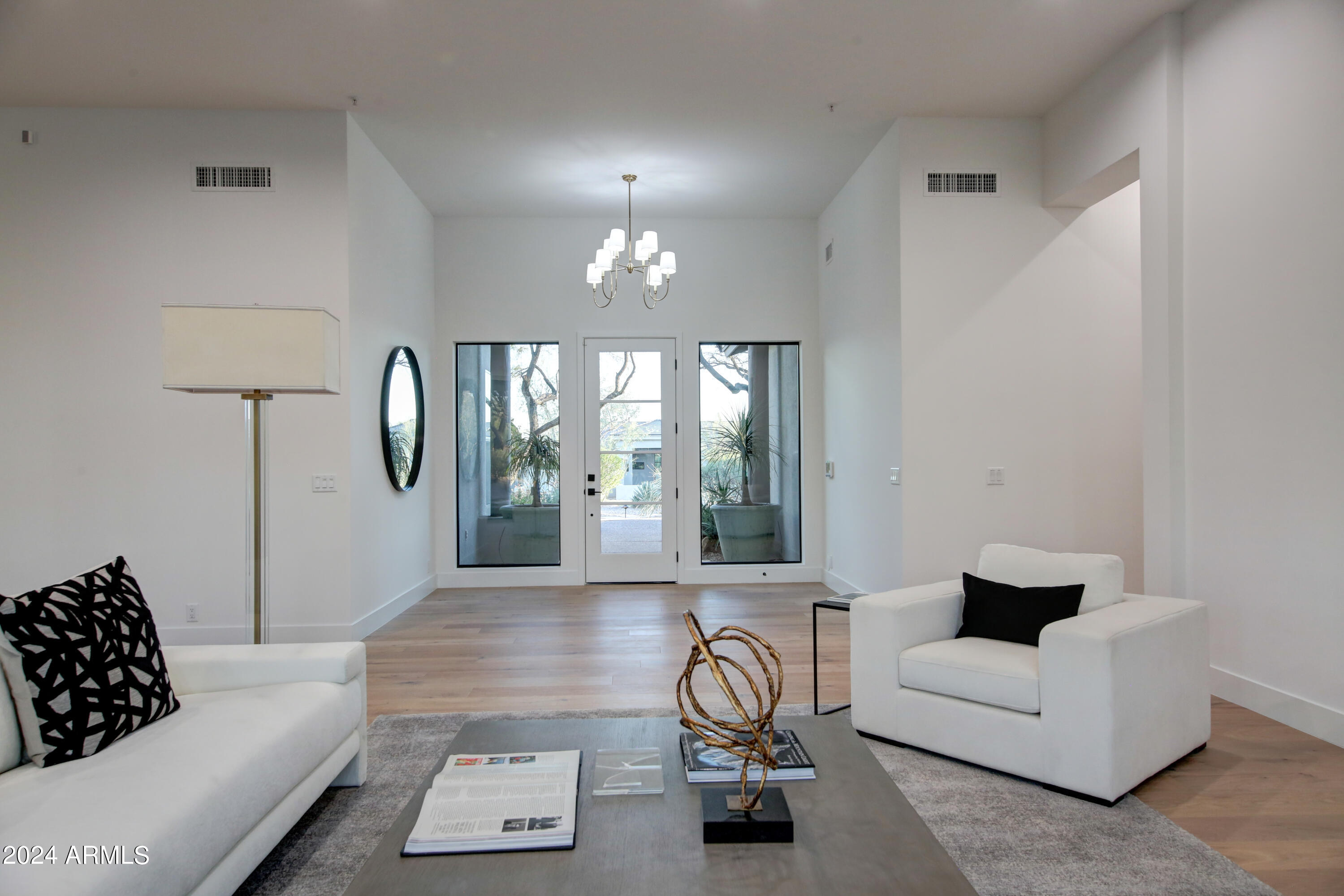 8550 E REMUDA Drive