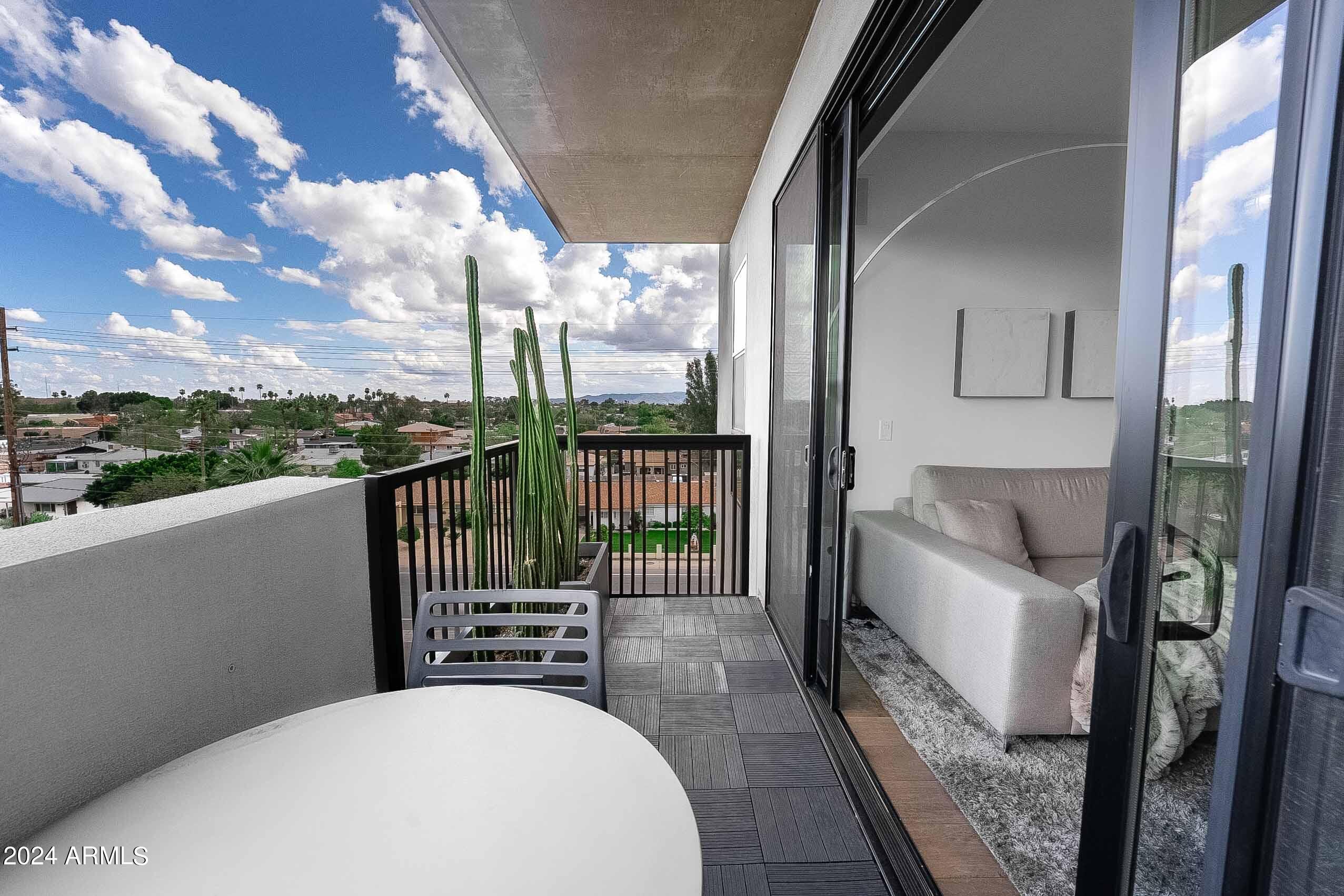 2300 E CAMPBELL Avenue # 401