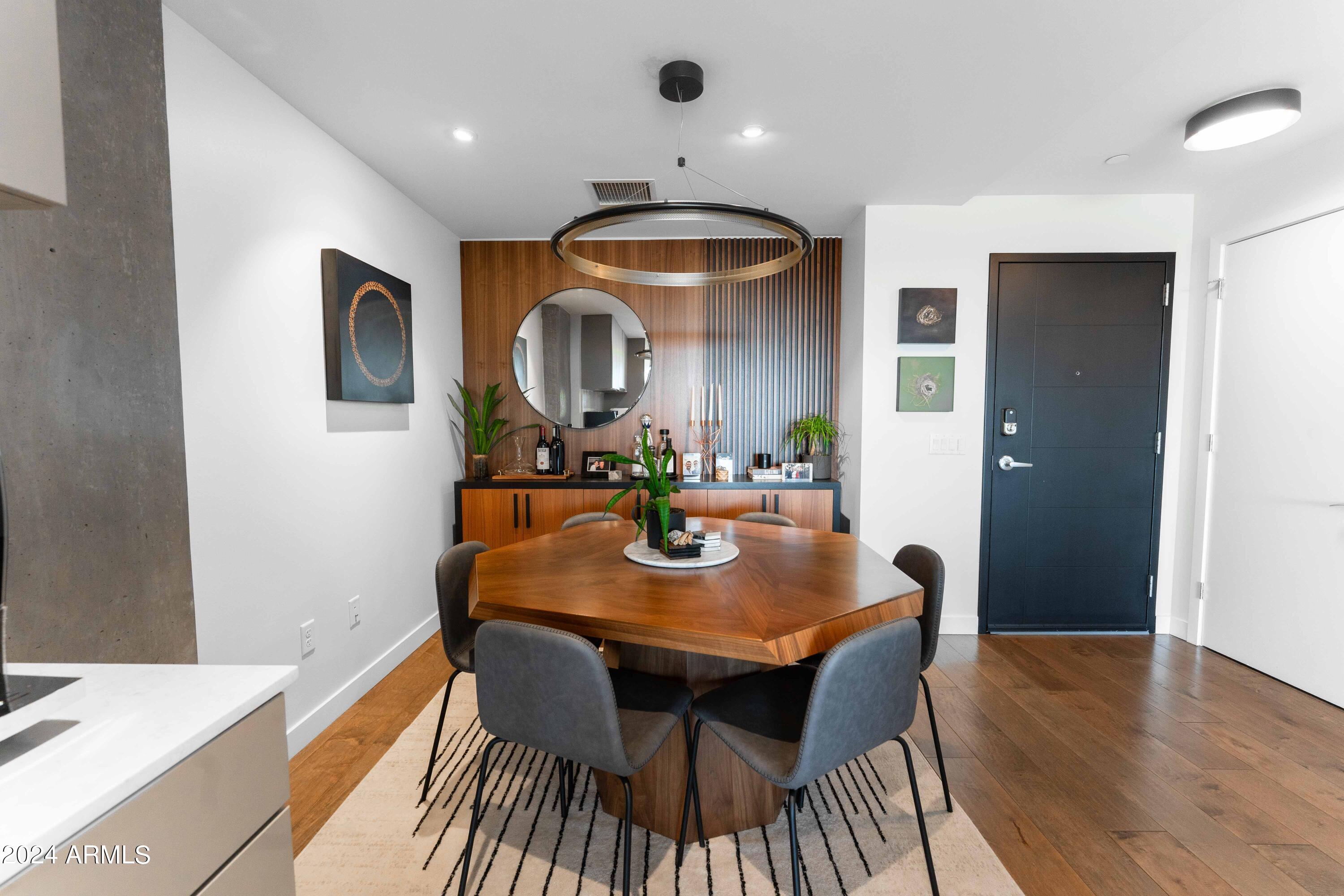 2300 E CAMPBELL Avenue # 401