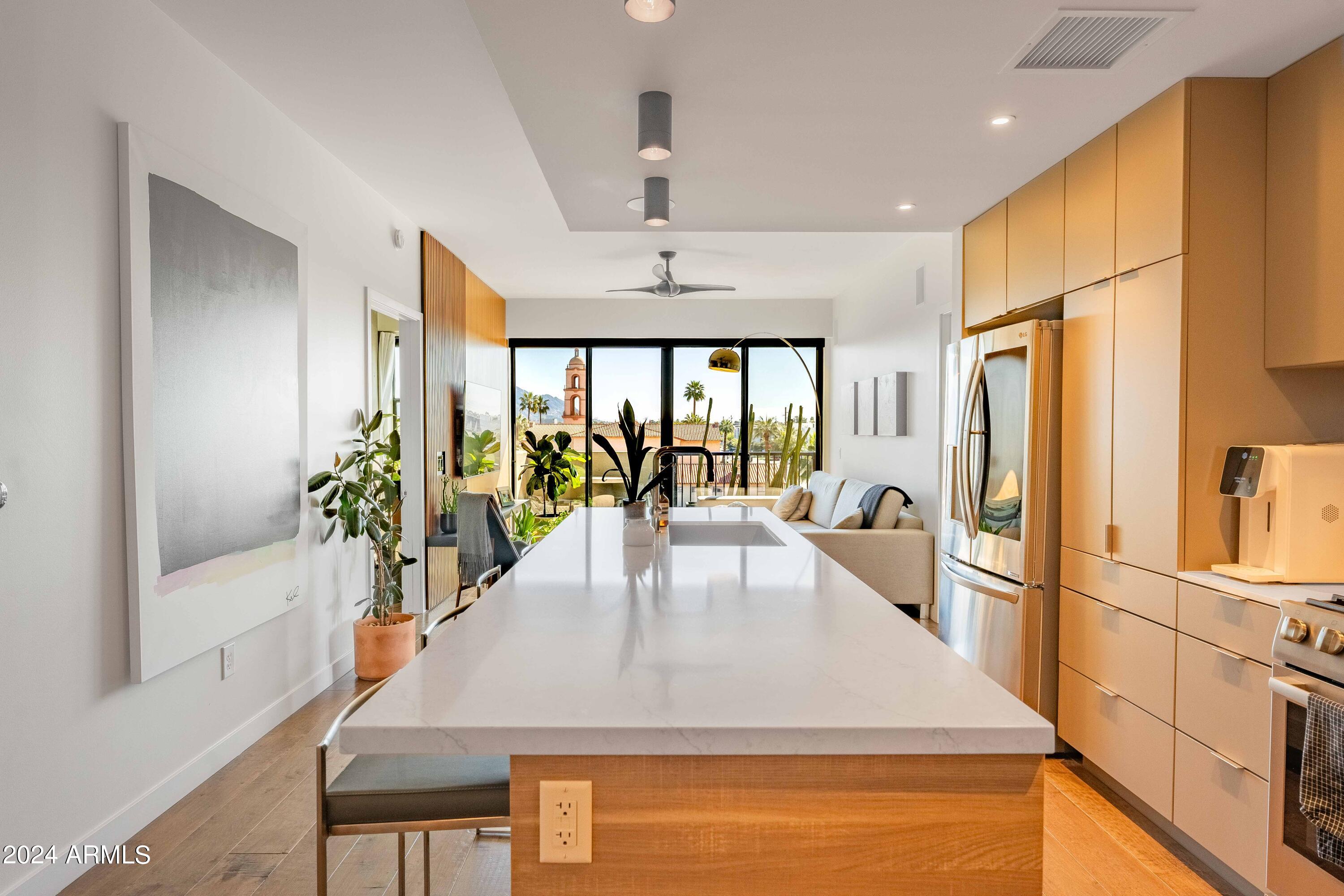 2300 E CAMPBELL Avenue # 401