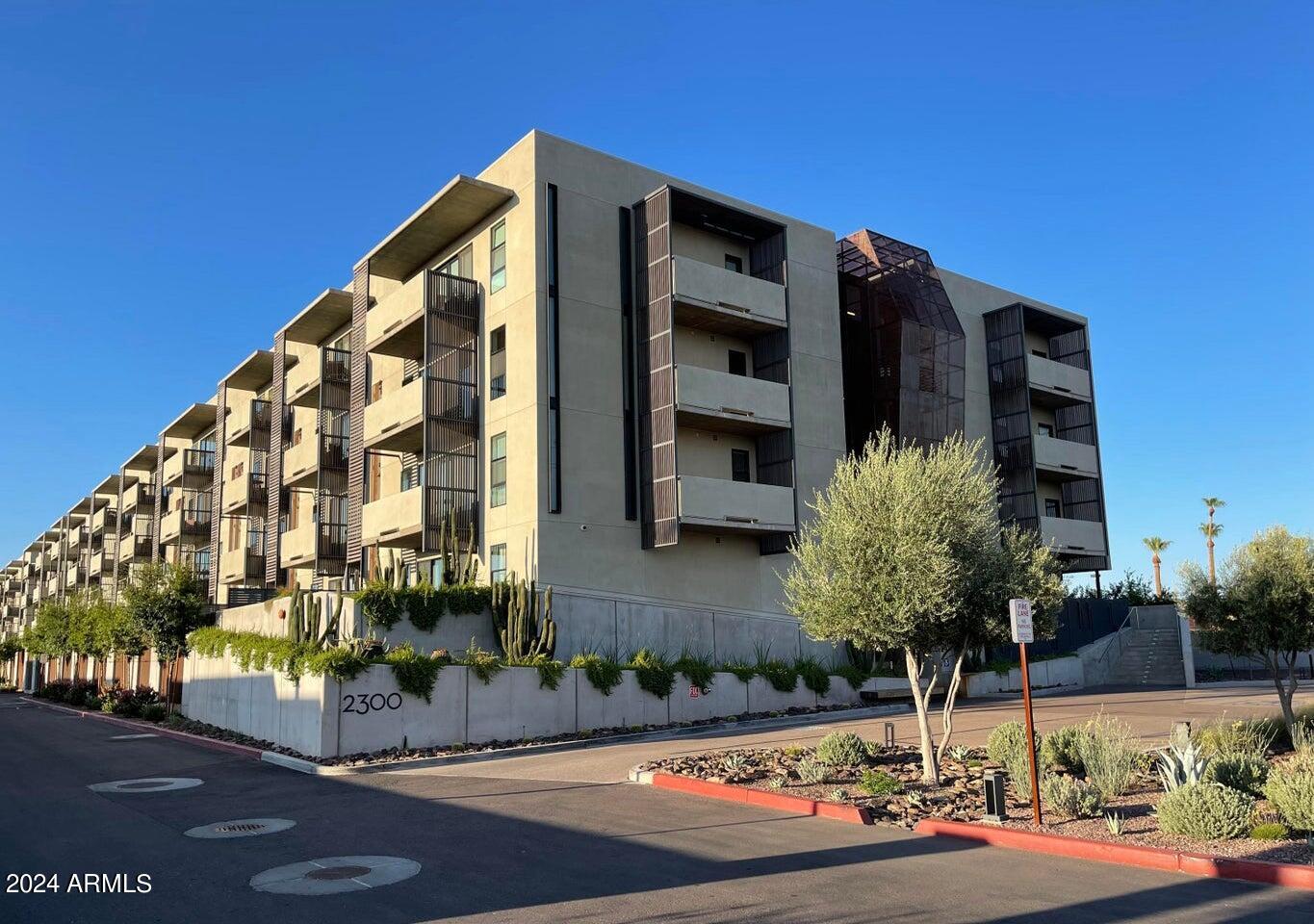 2300 E CAMPBELL Avenue # 401