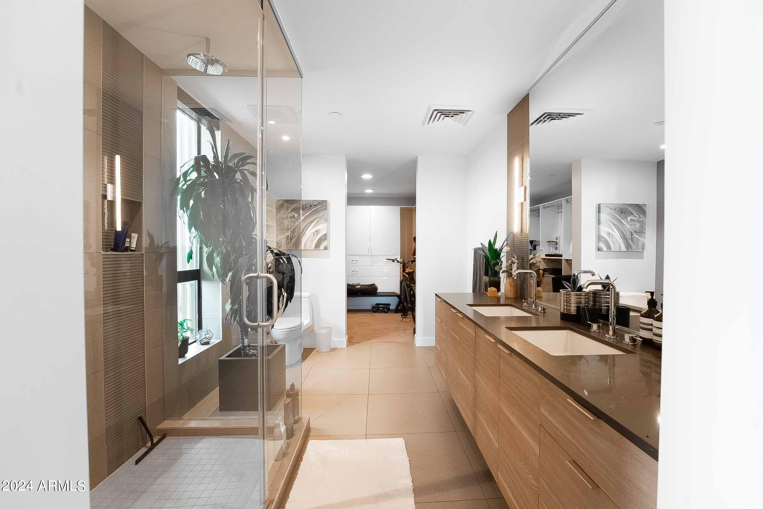 2300 E CAMPBELL Avenue # 401