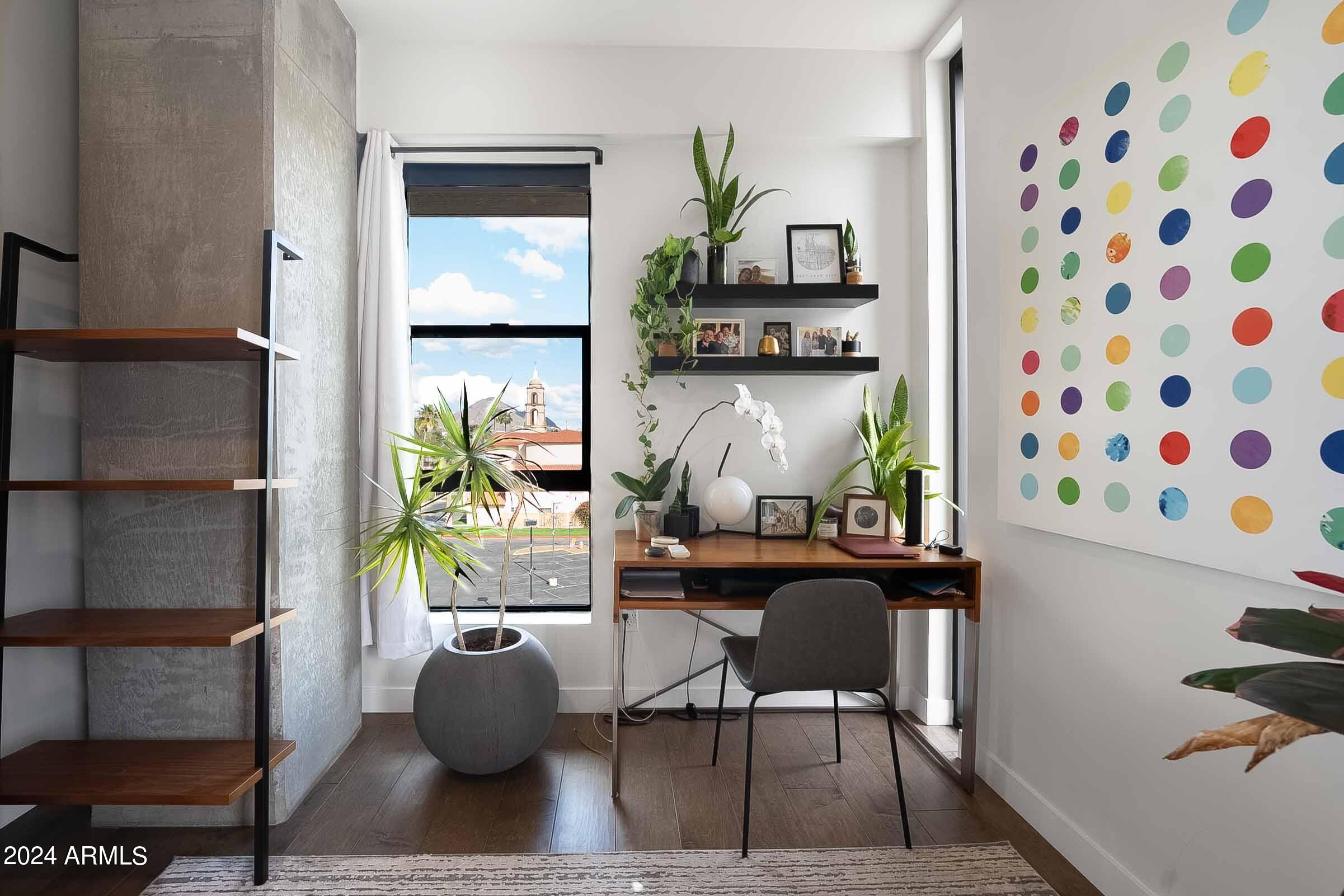 2300 E CAMPBELL Avenue # 401