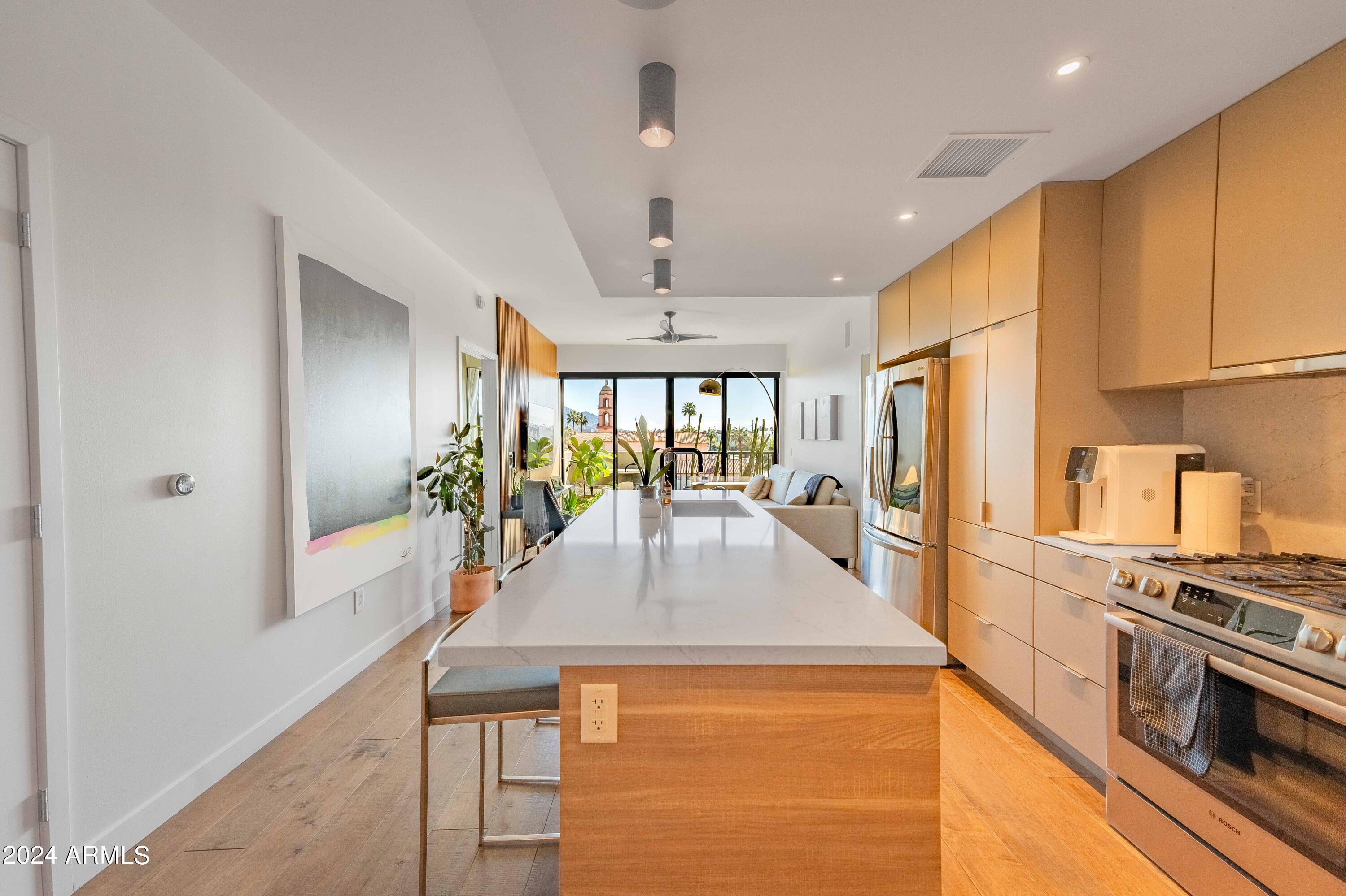 2300 E CAMPBELL Avenue # 401