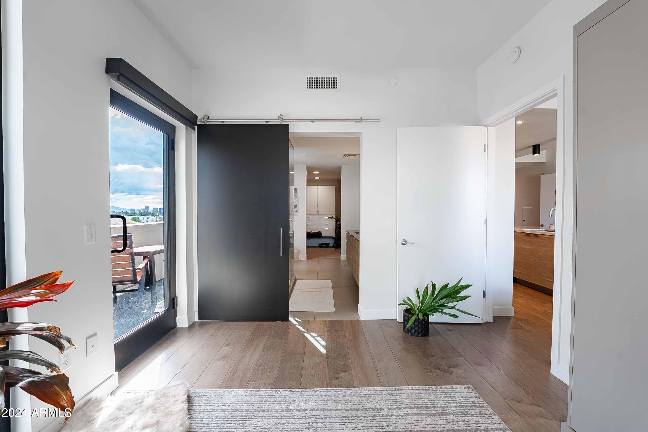 2300 E CAMPBELL Avenue # 401