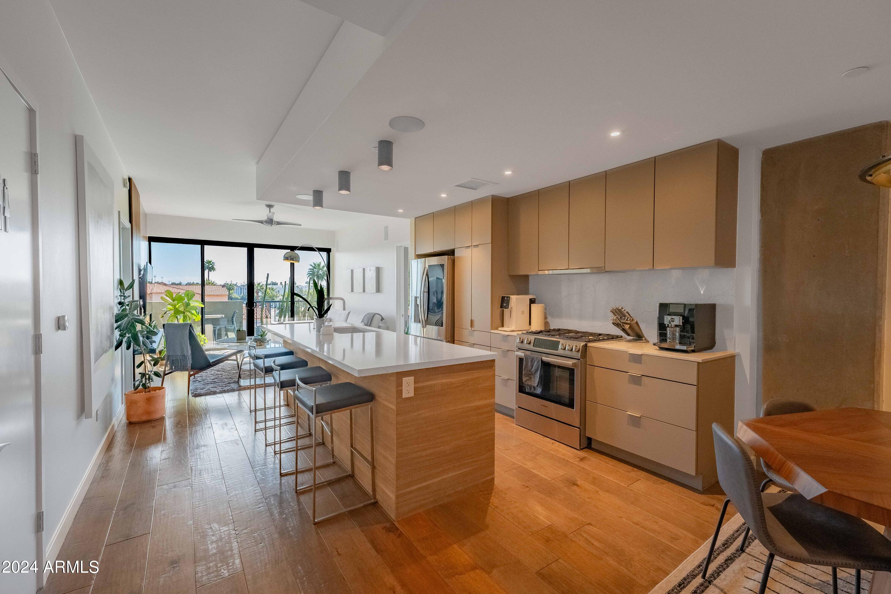 2300 E CAMPBELL Avenue # 401