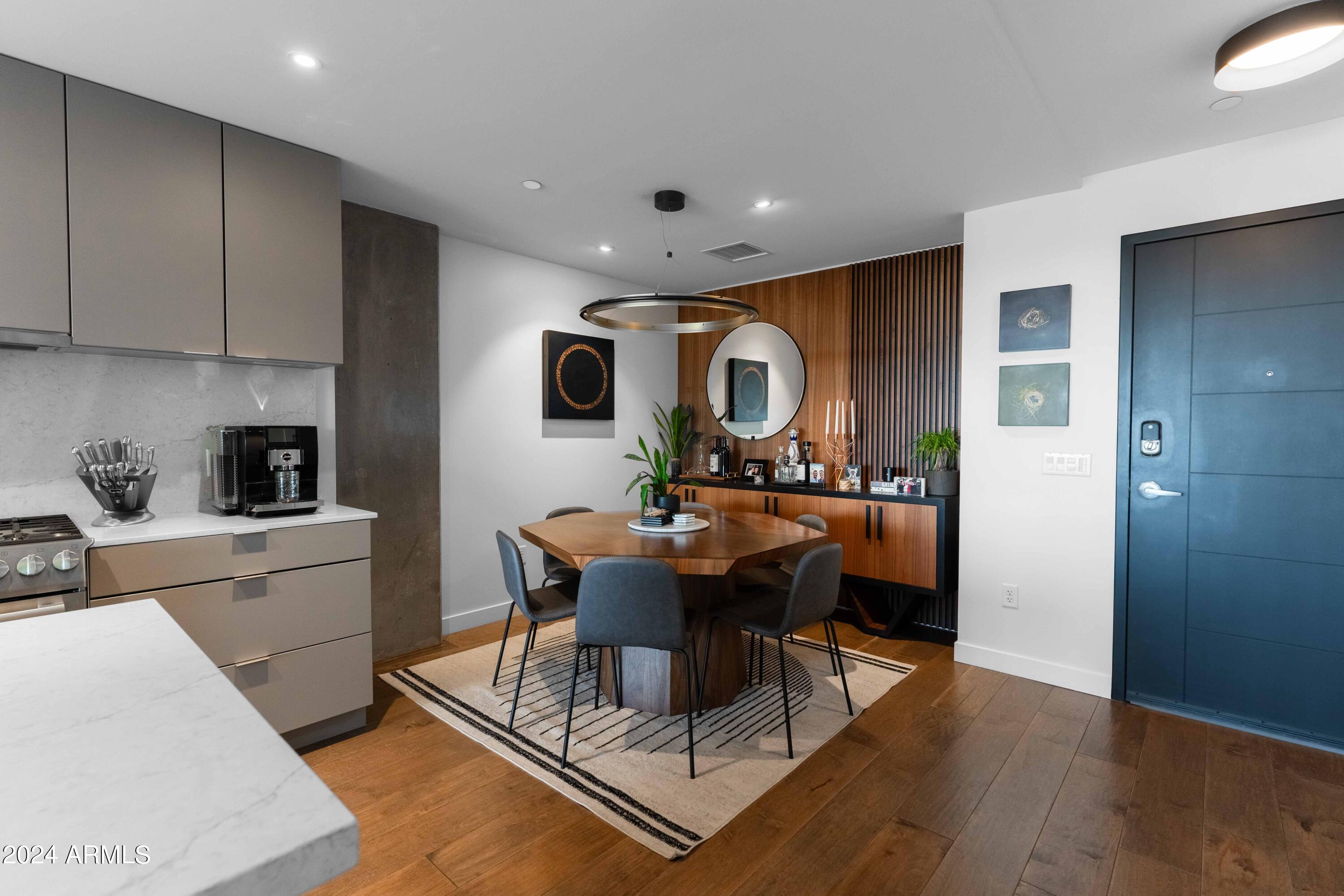 2300 E CAMPBELL Avenue # 401