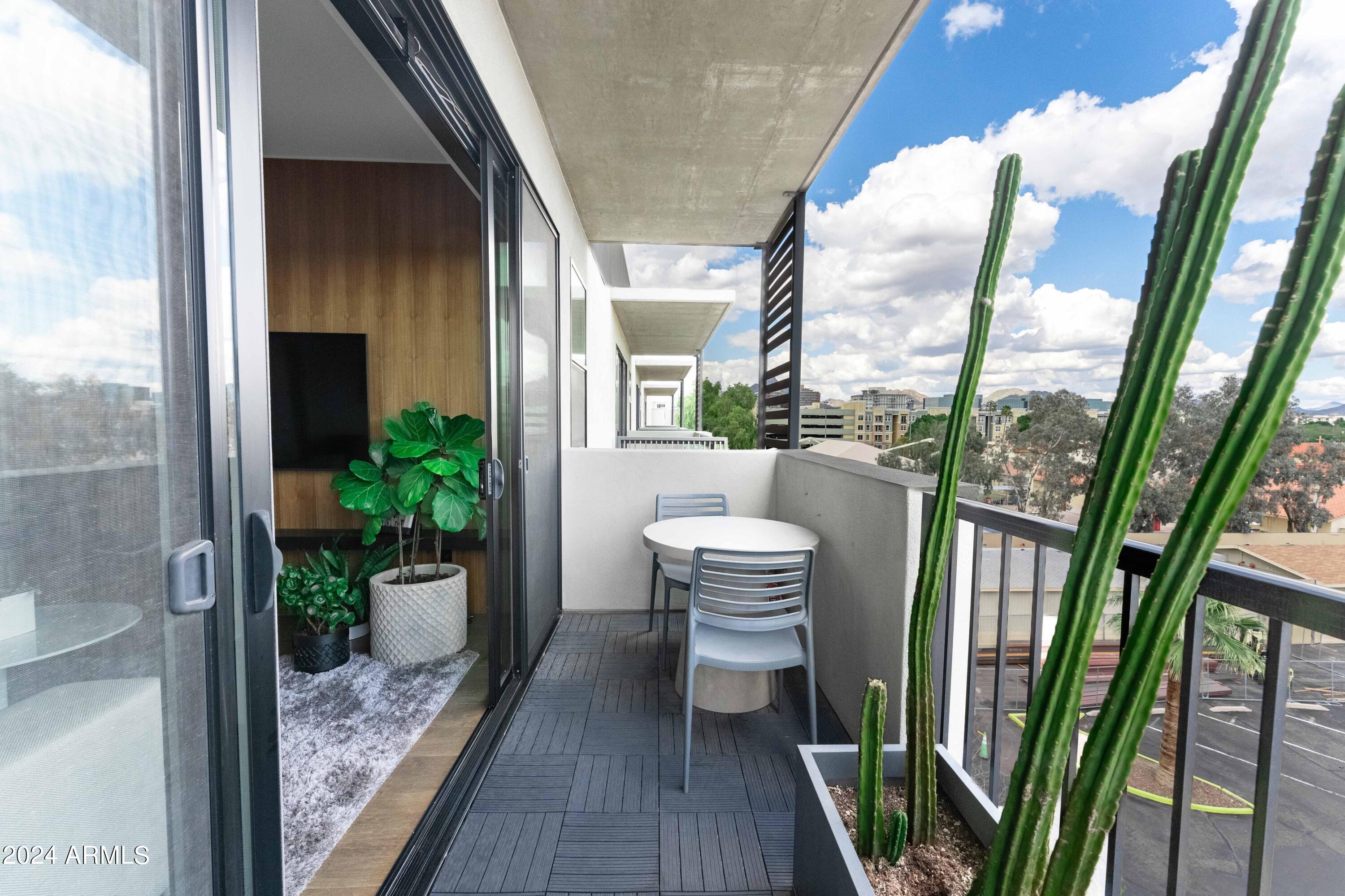 2300 E CAMPBELL Avenue # 401