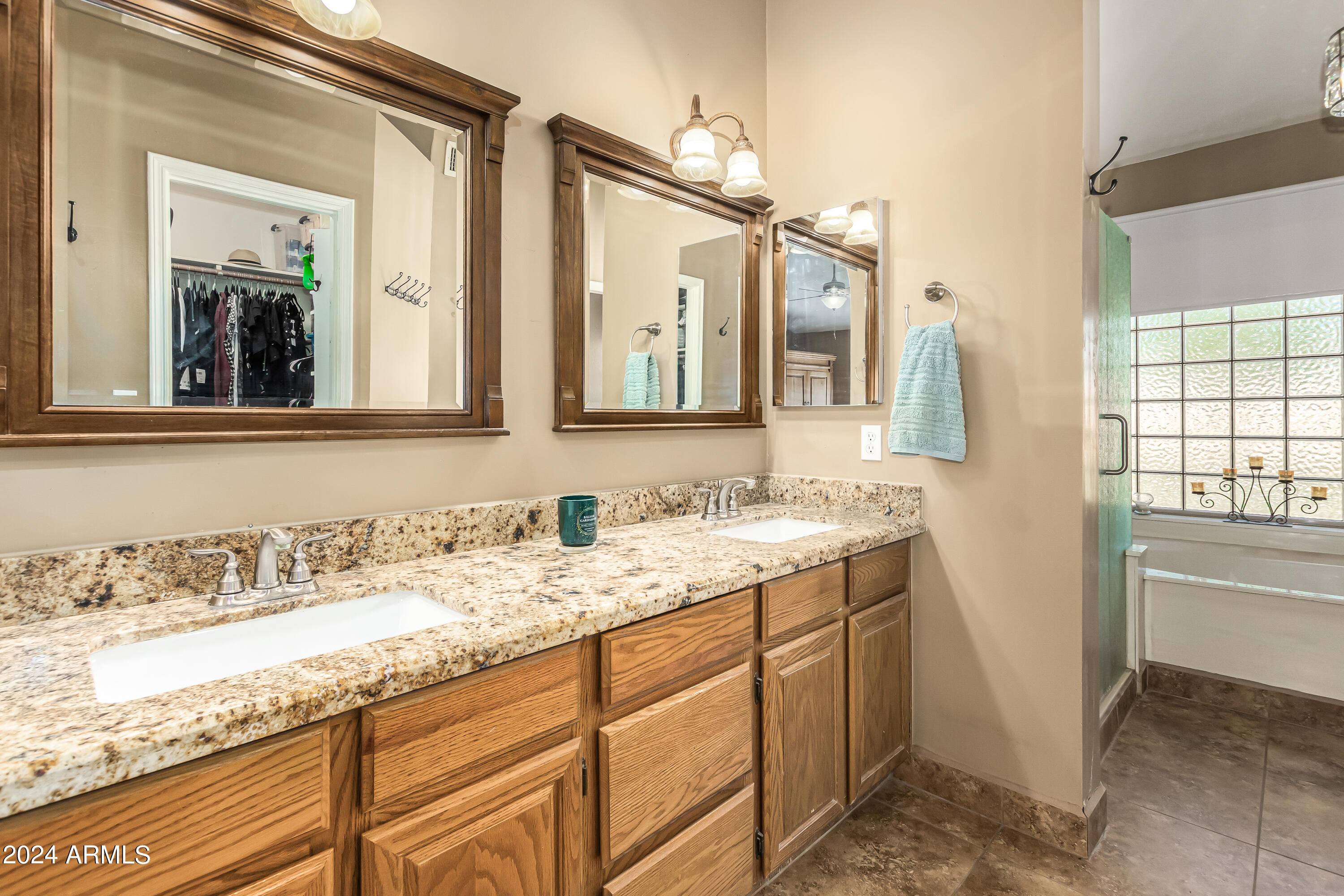 3434 E TIERRA BUENA Lane