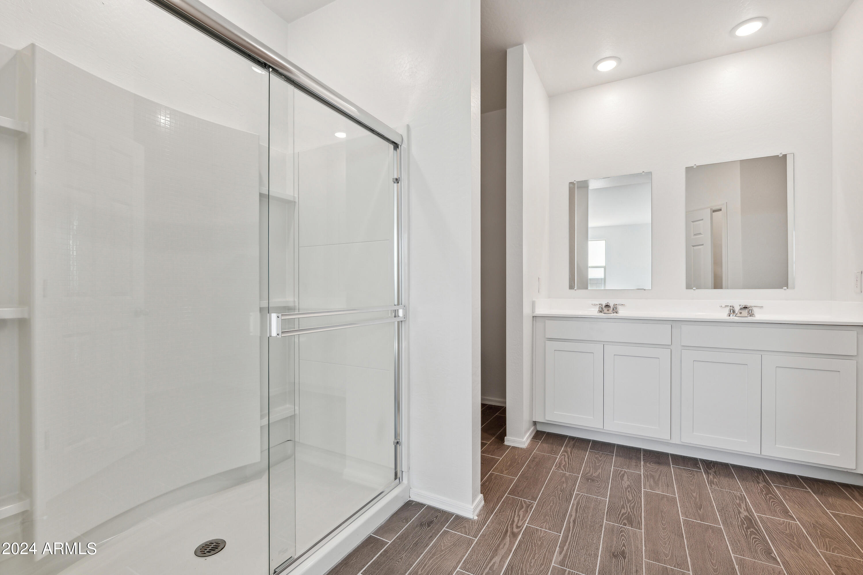 47563 W KENNER Drive