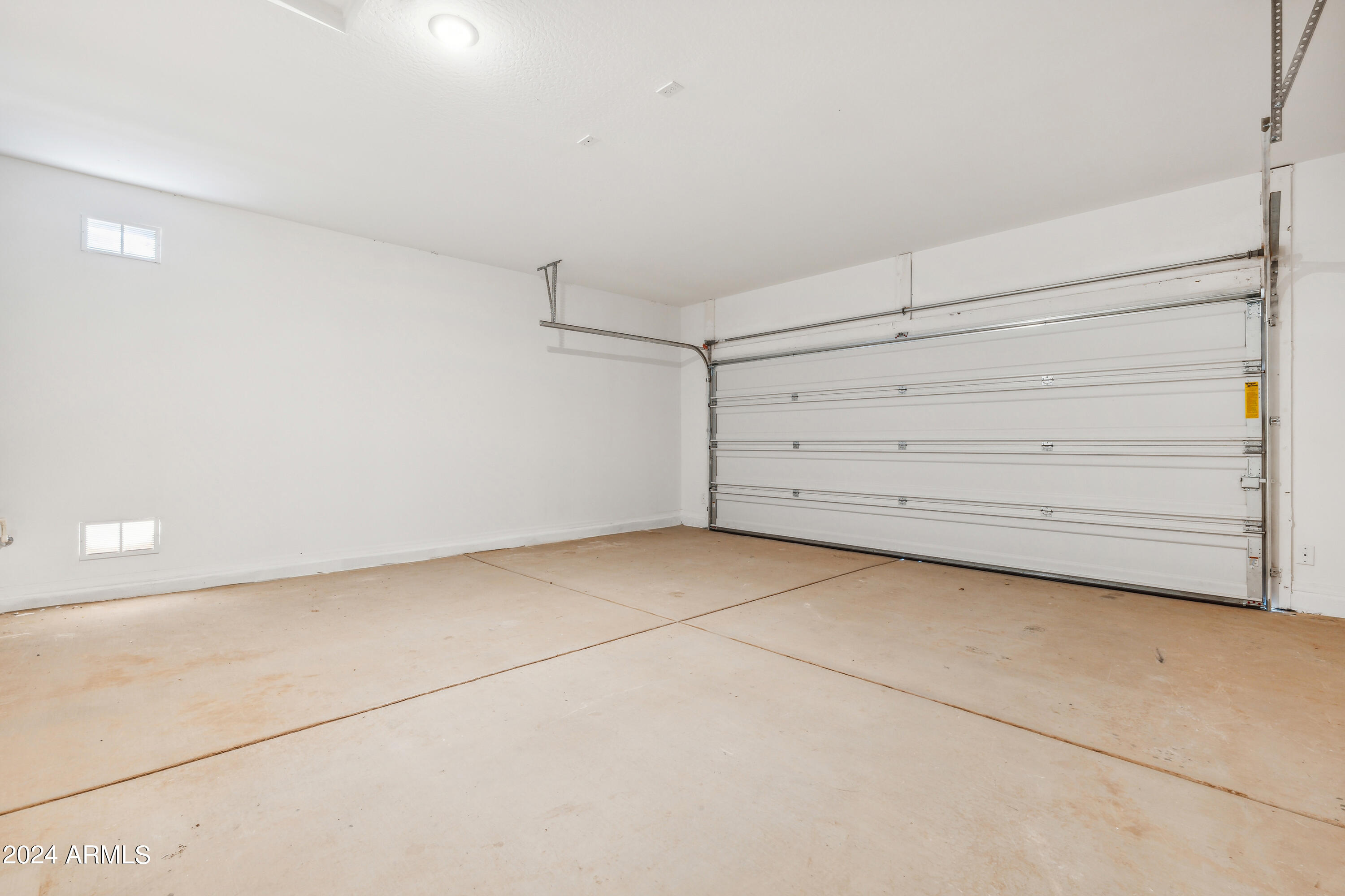 47563 W KENNER Drive