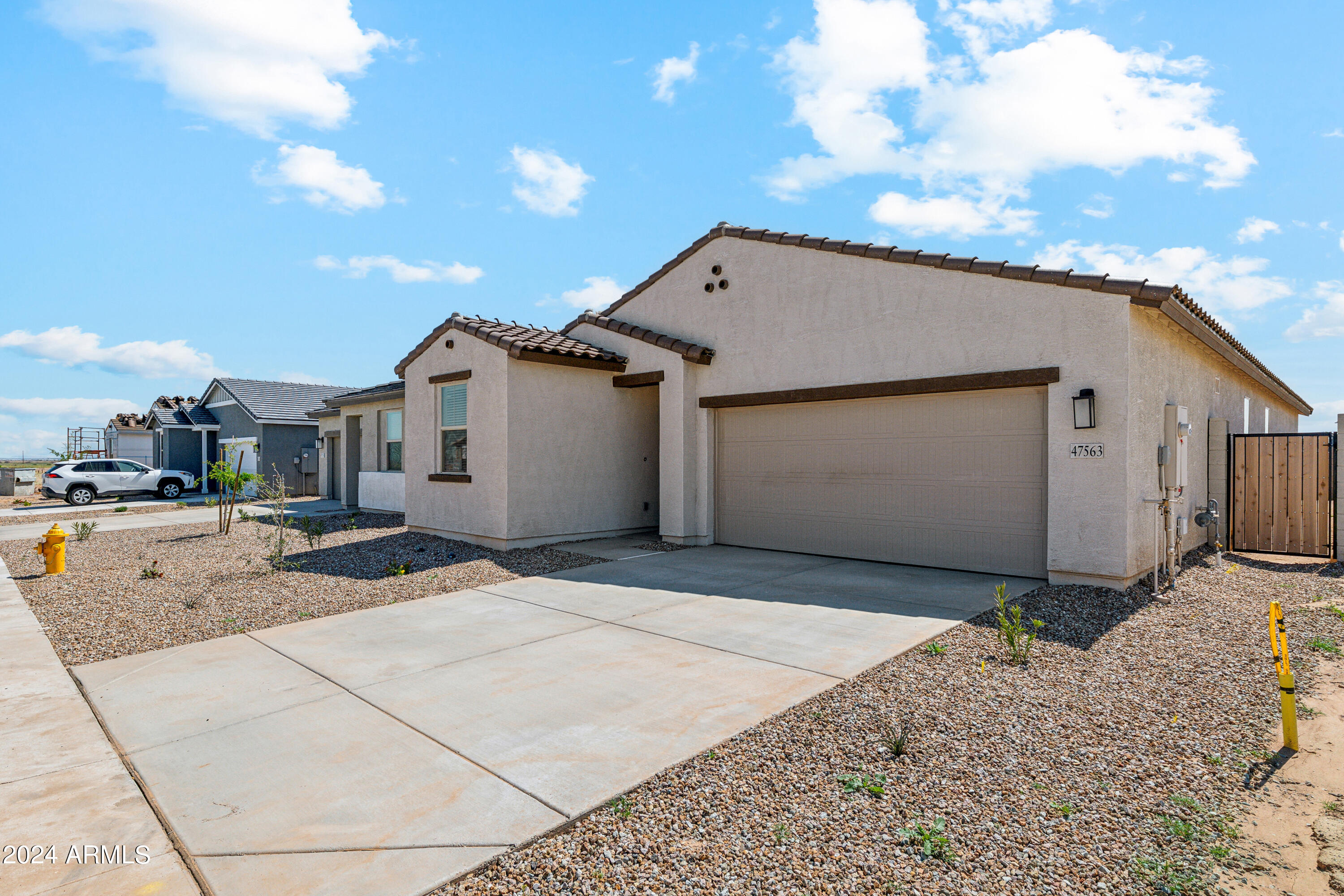 47563 W KENNER Drive