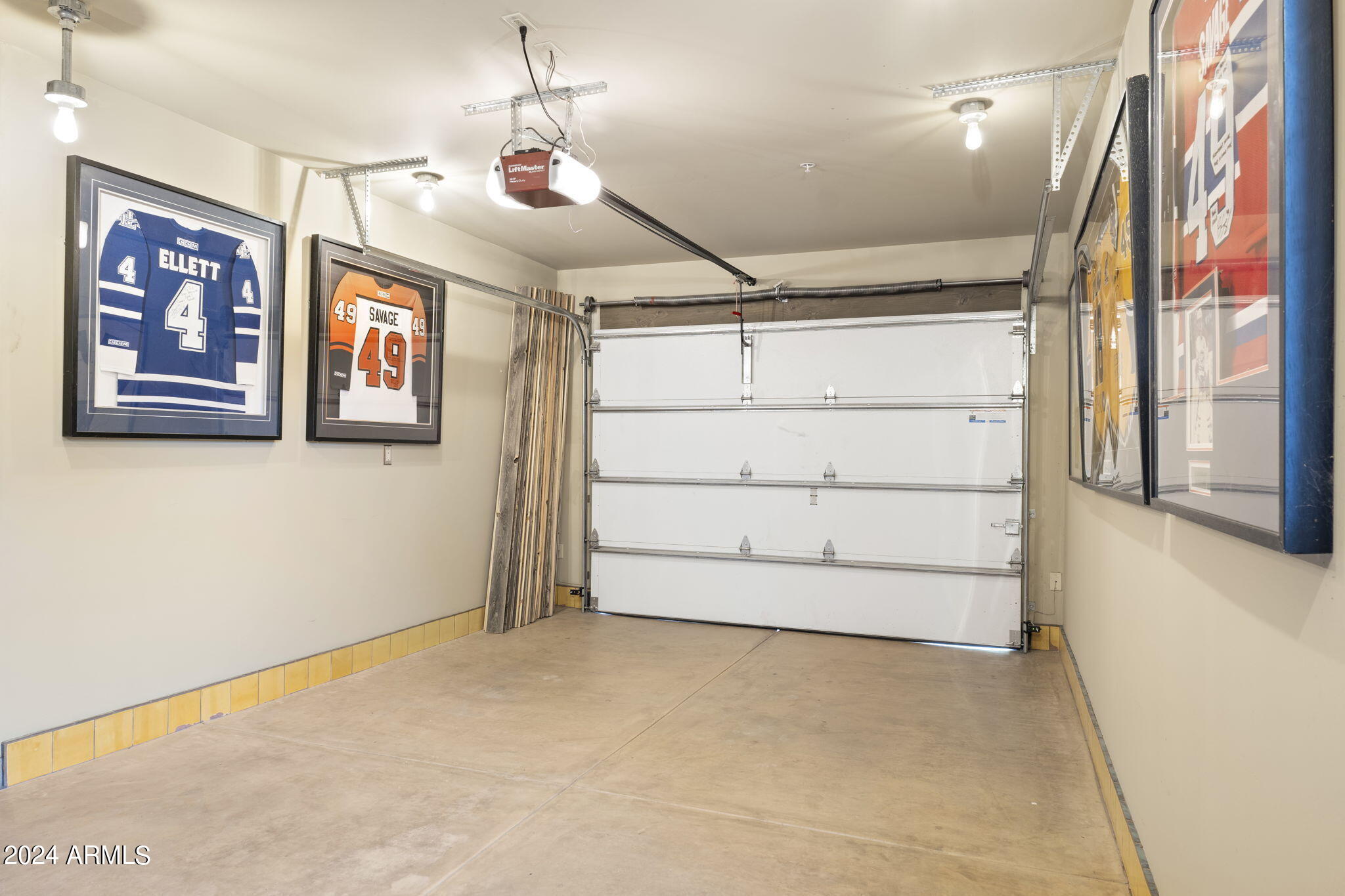 7005 E Jackrabbit Road