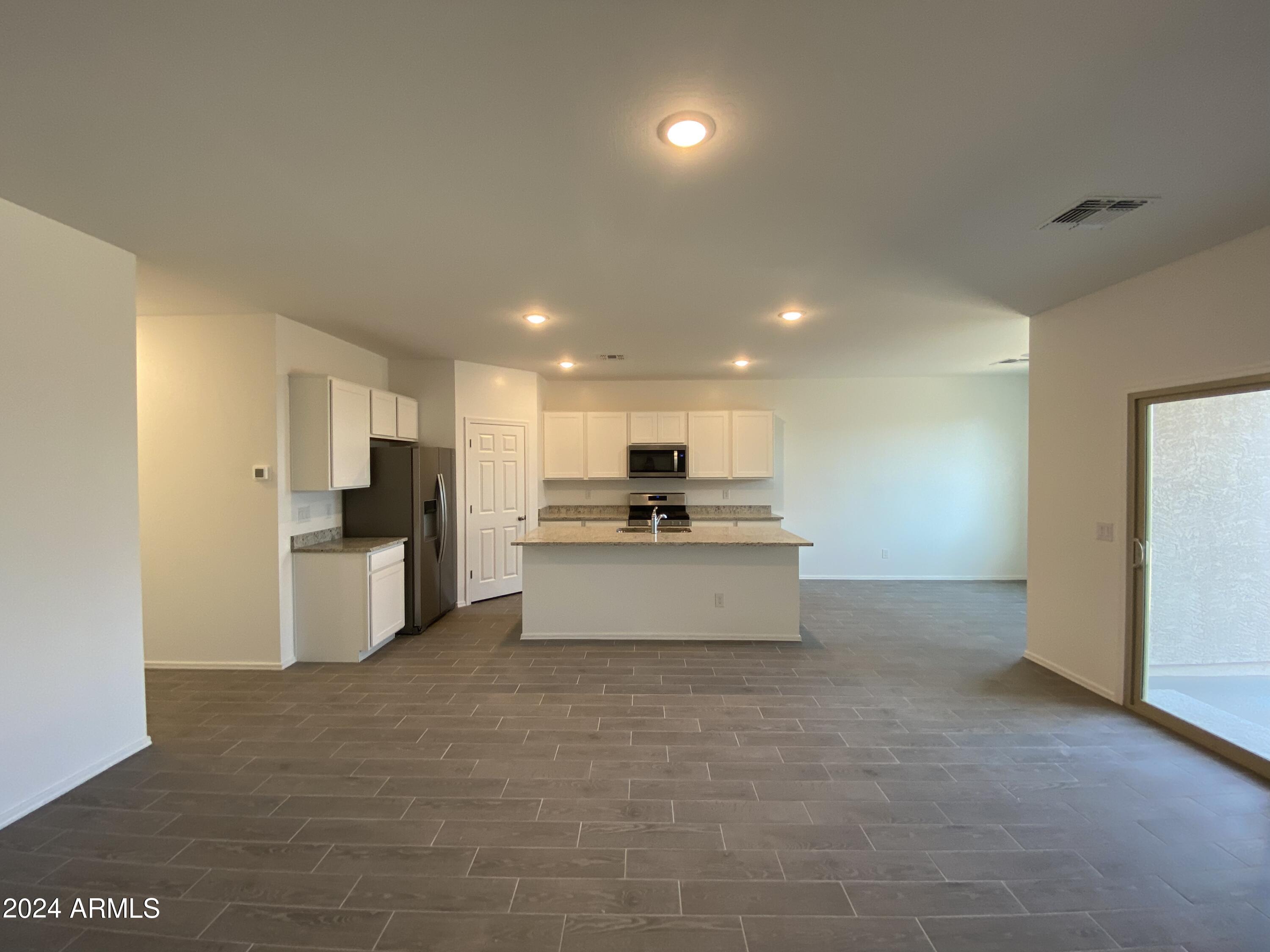 47835 W KENNER Drive