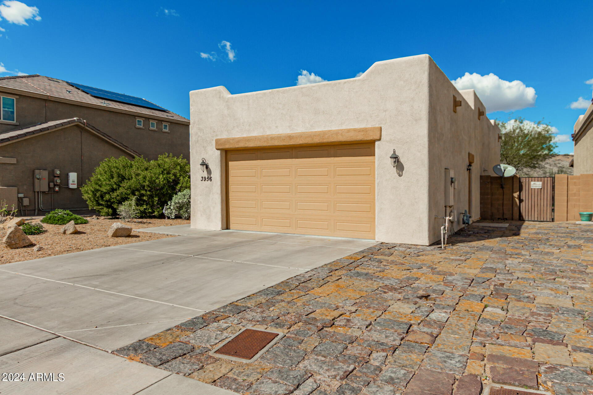 3956 W SALTER Drive