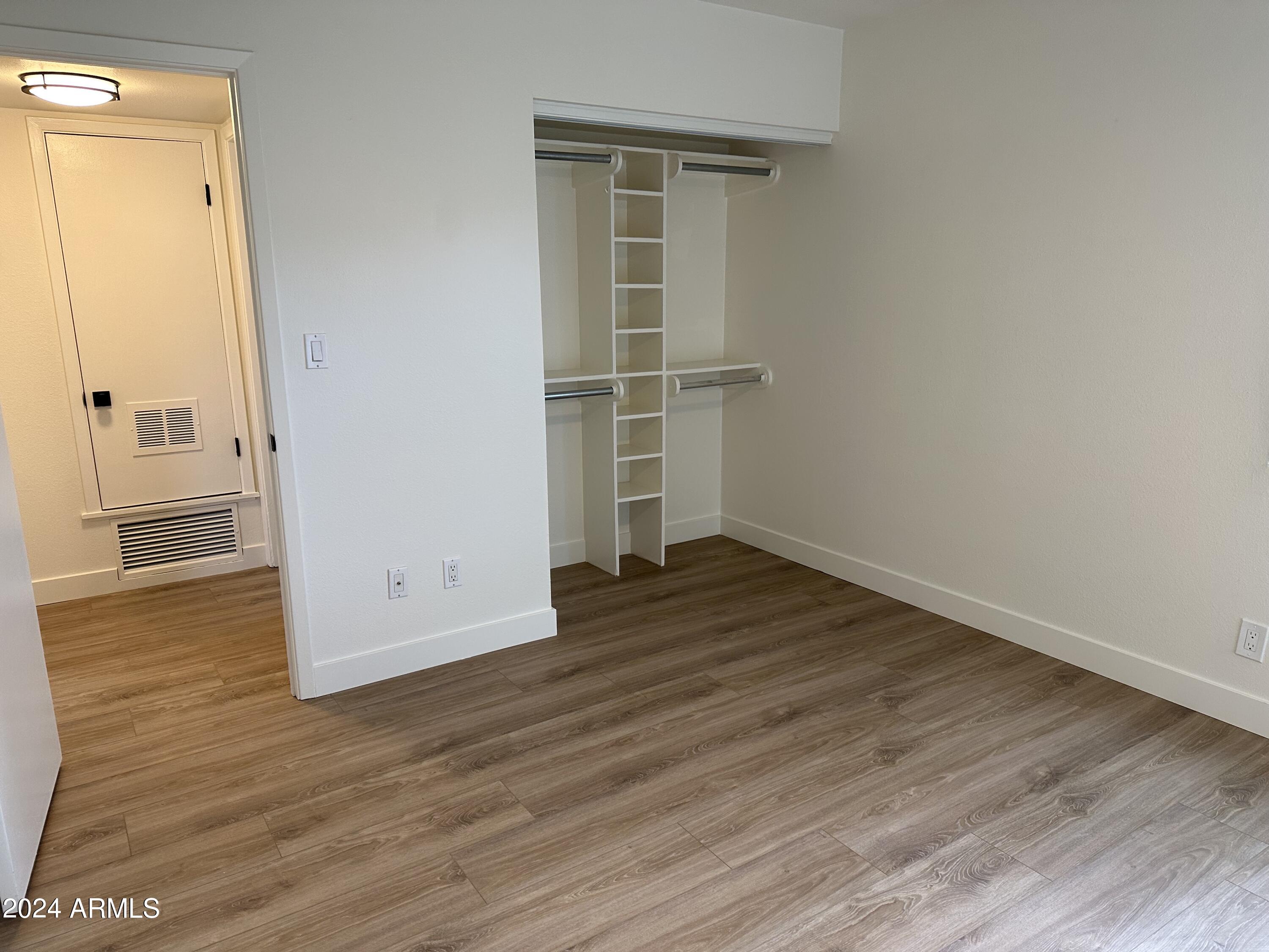 749 E MONTEBELLO Avenue # 118
