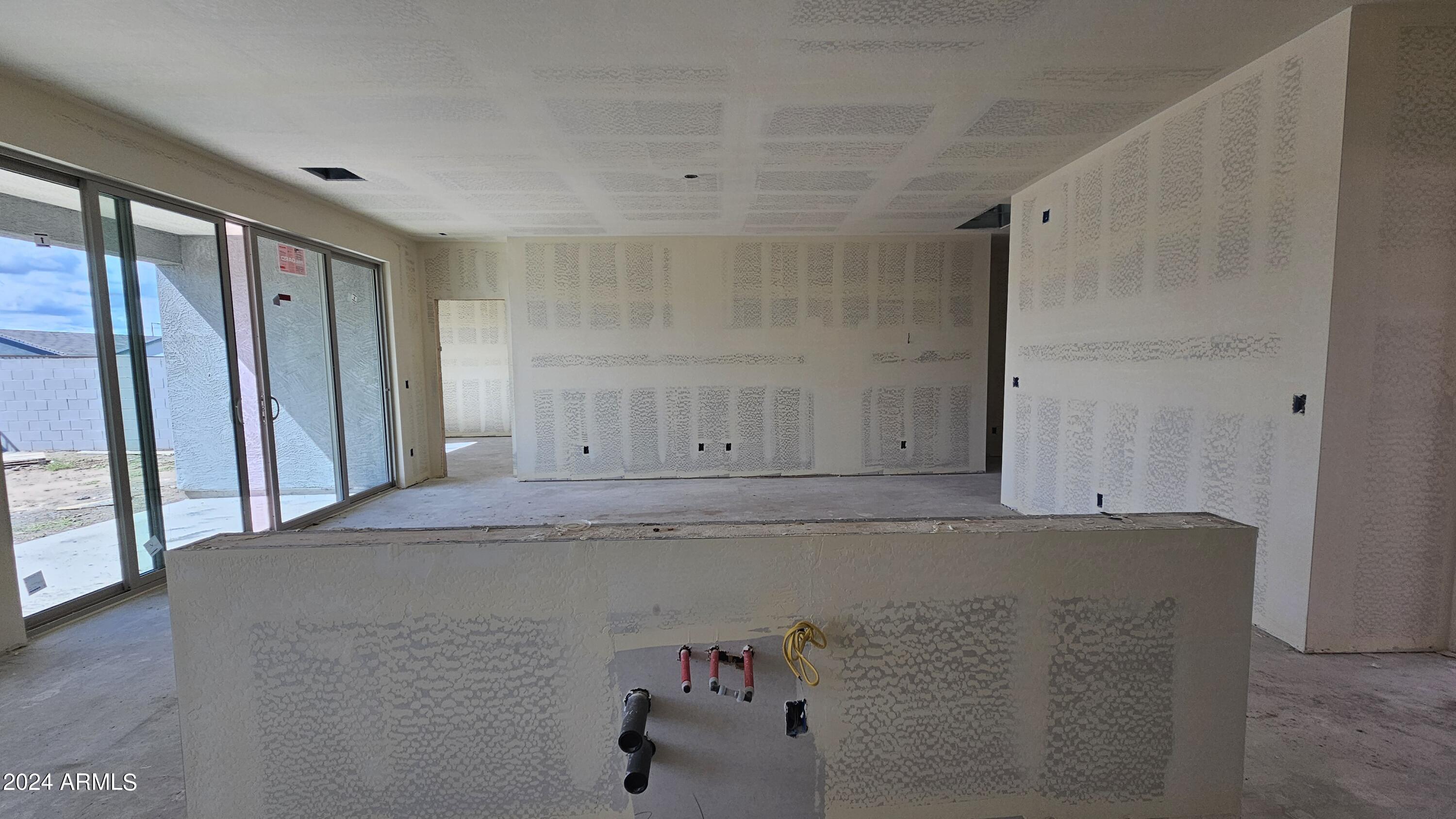 1947 E LARIAT Avenue