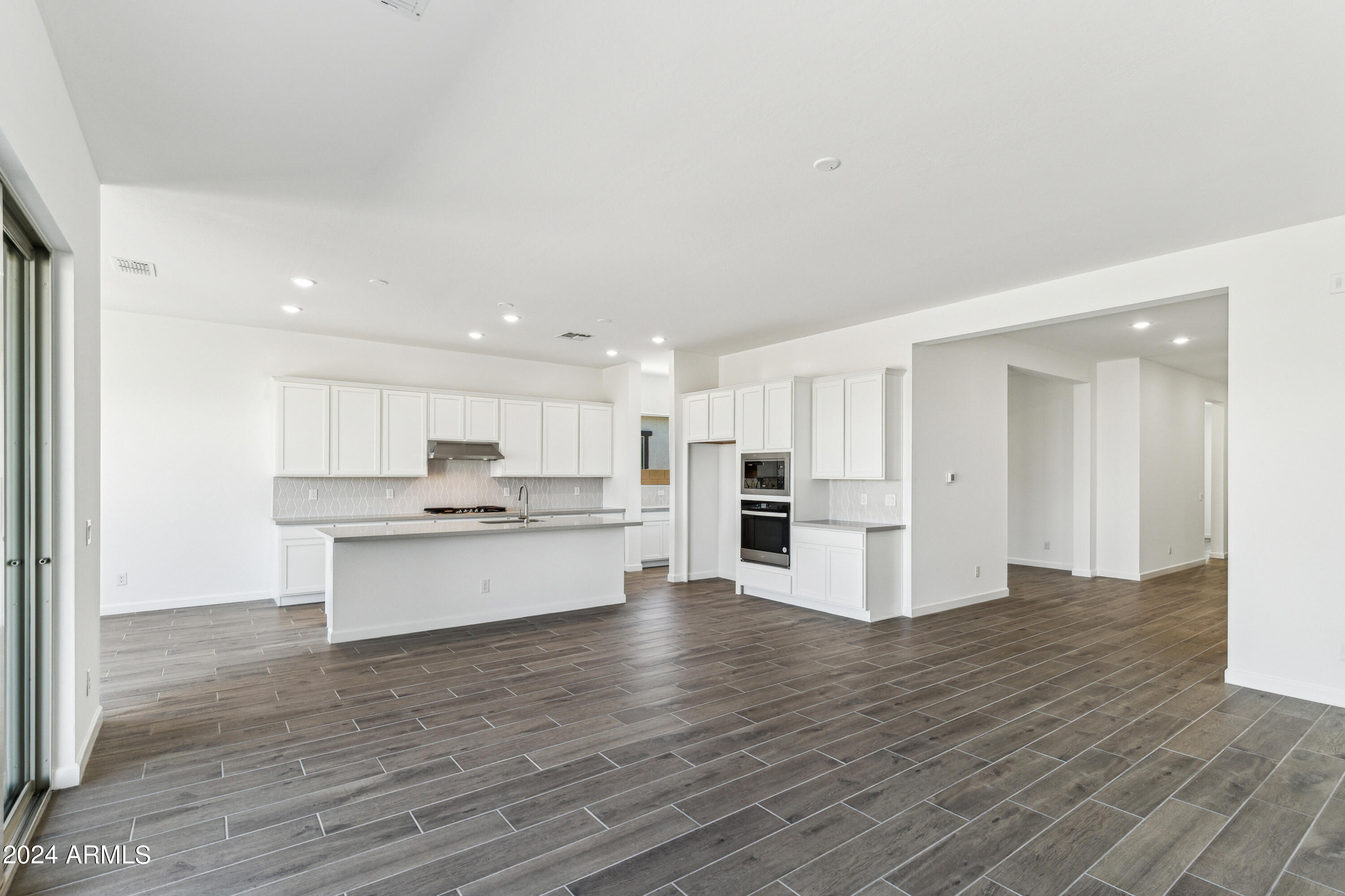 22628 E LORDS Way