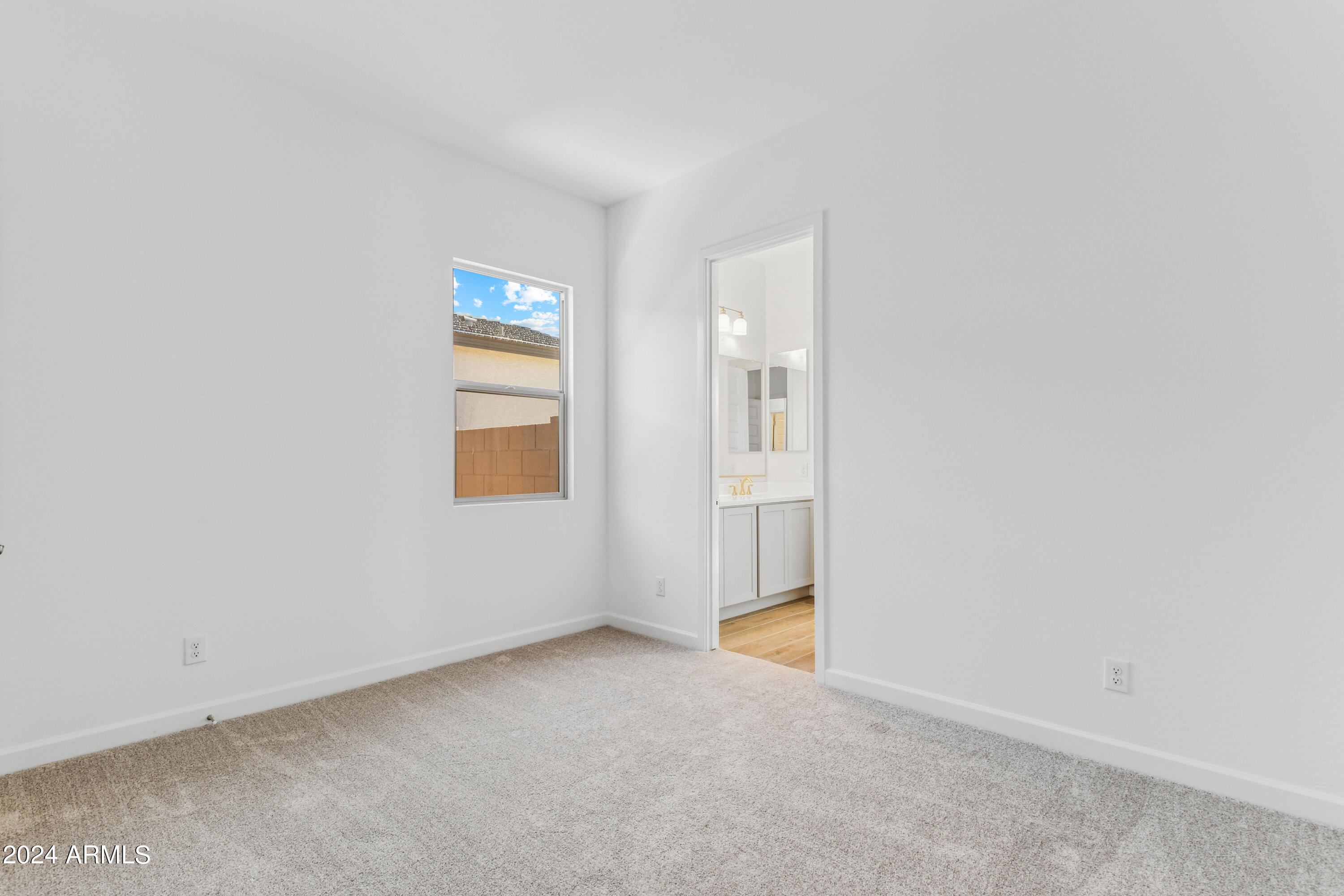 22628 E LORDS Way