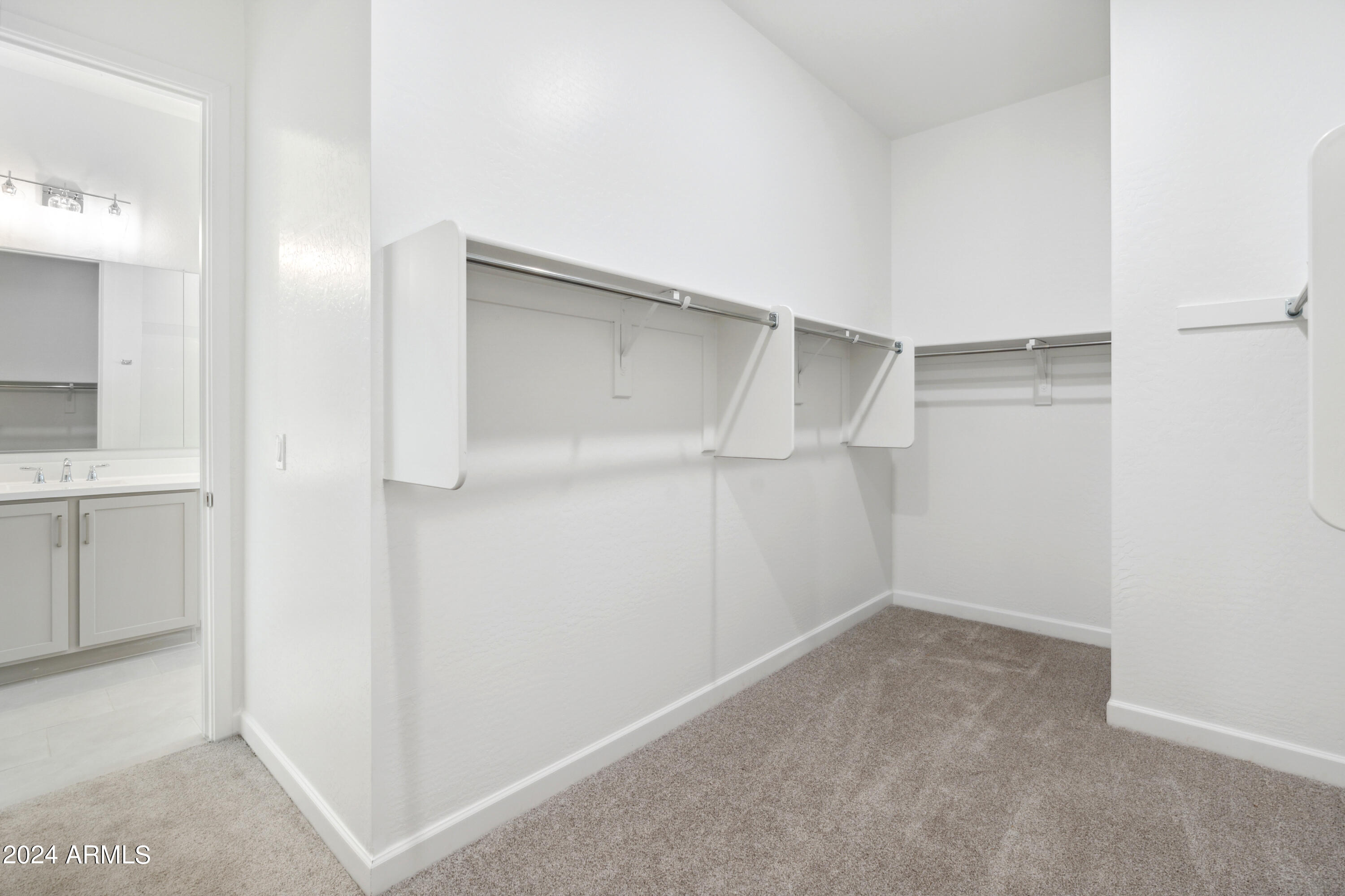 22649 E ROUNDUP Way