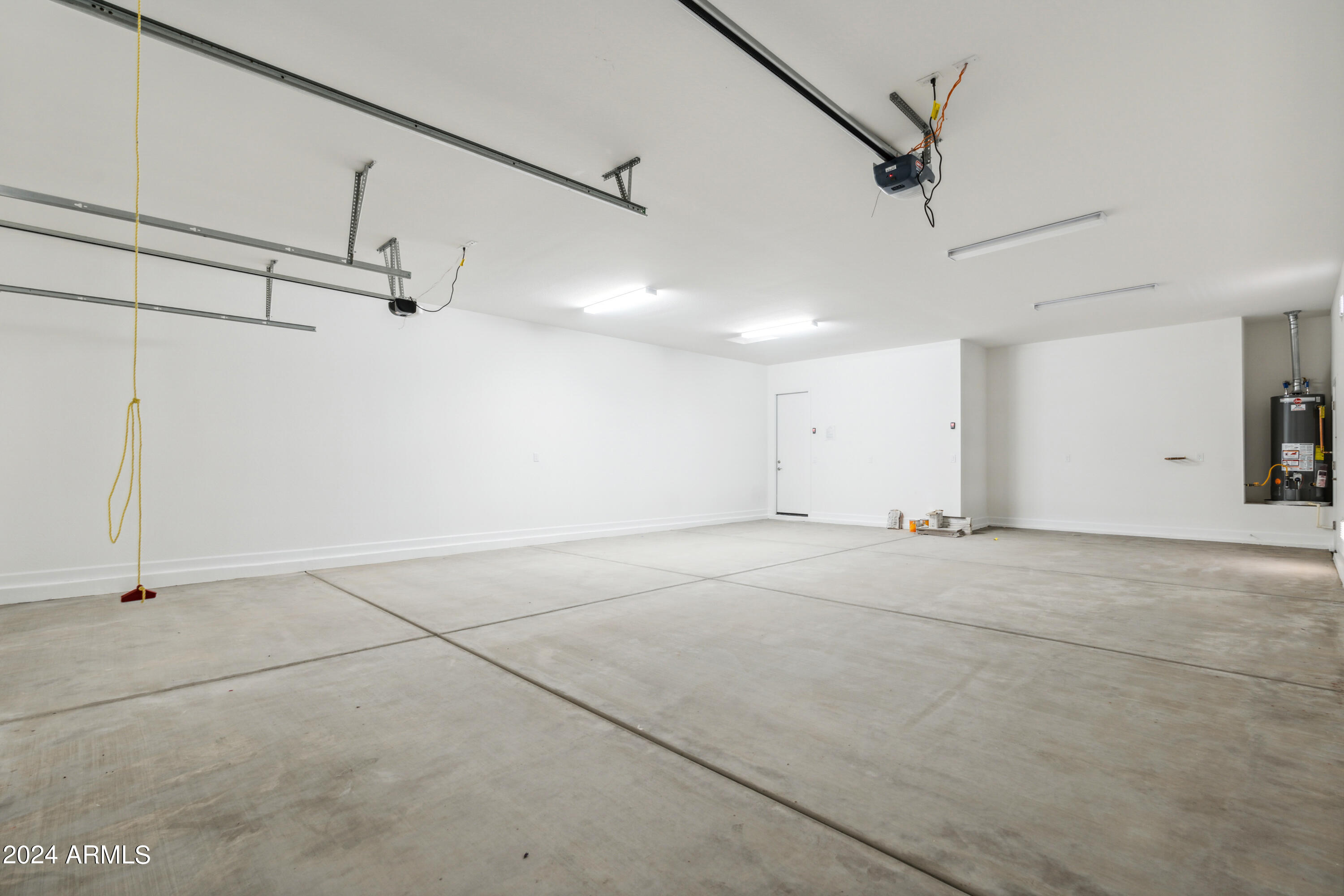 22649 E ROUNDUP Way