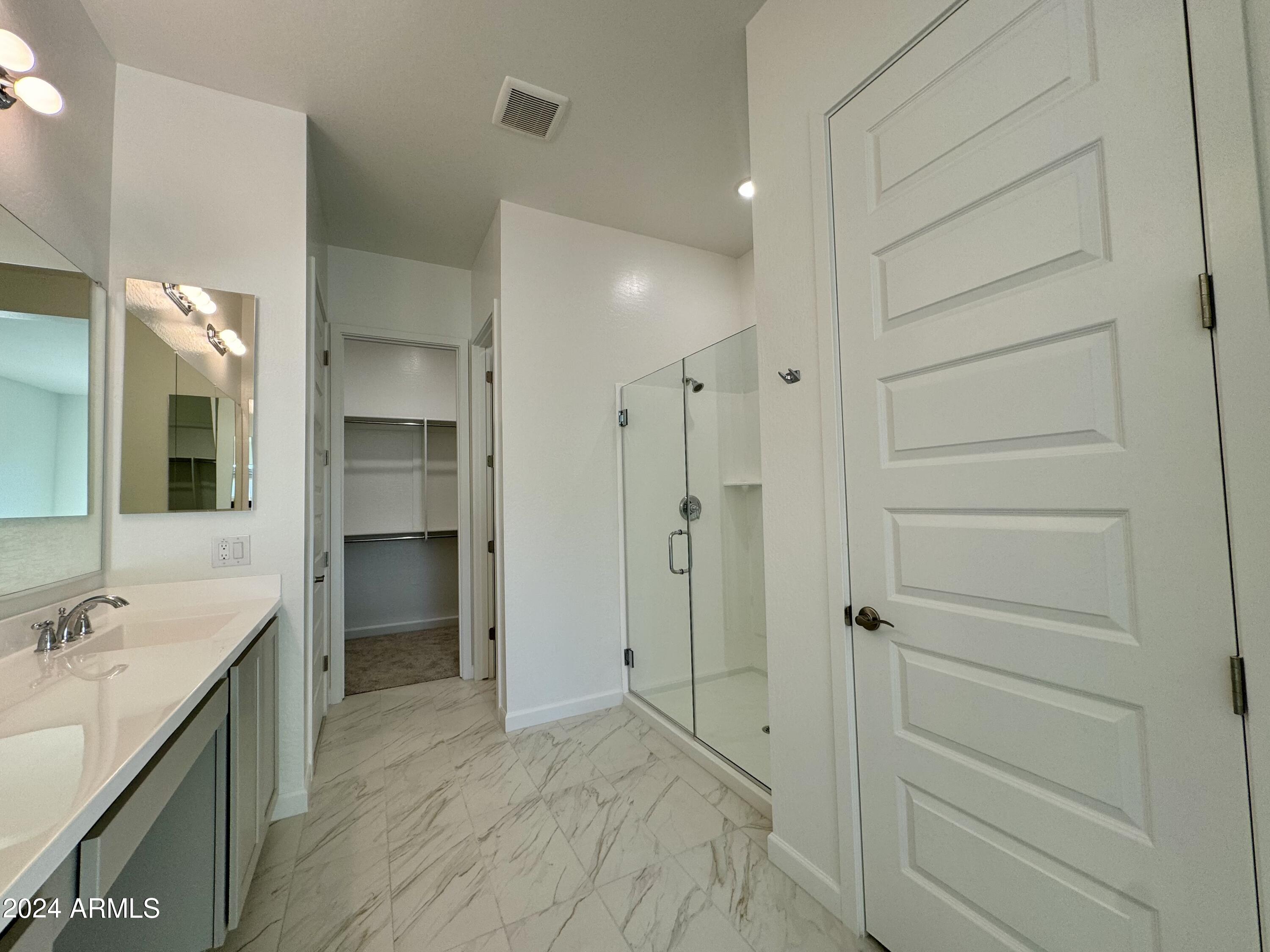 22657 E ROUNDUP Way
