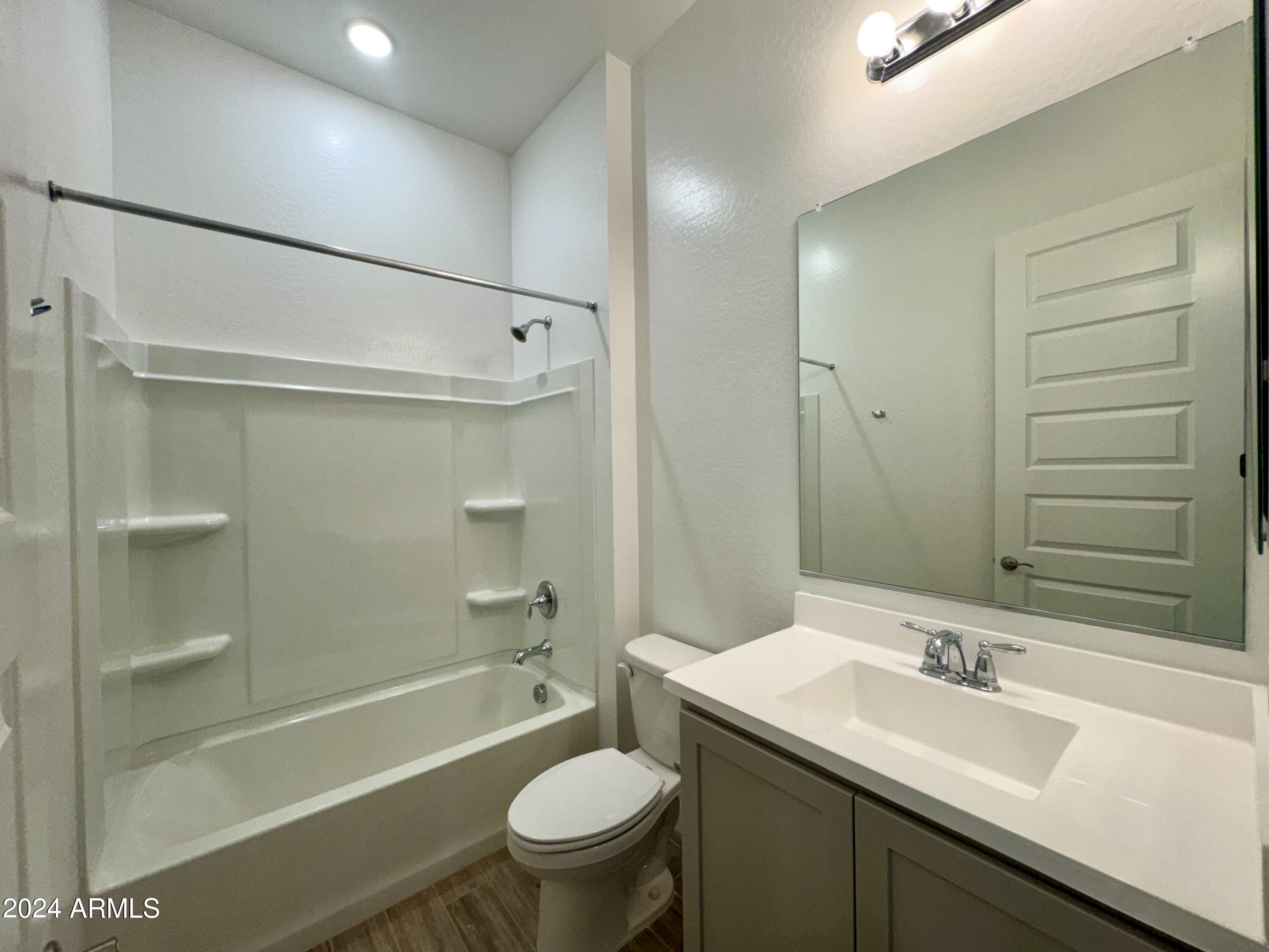 22657 E ROUNDUP Way