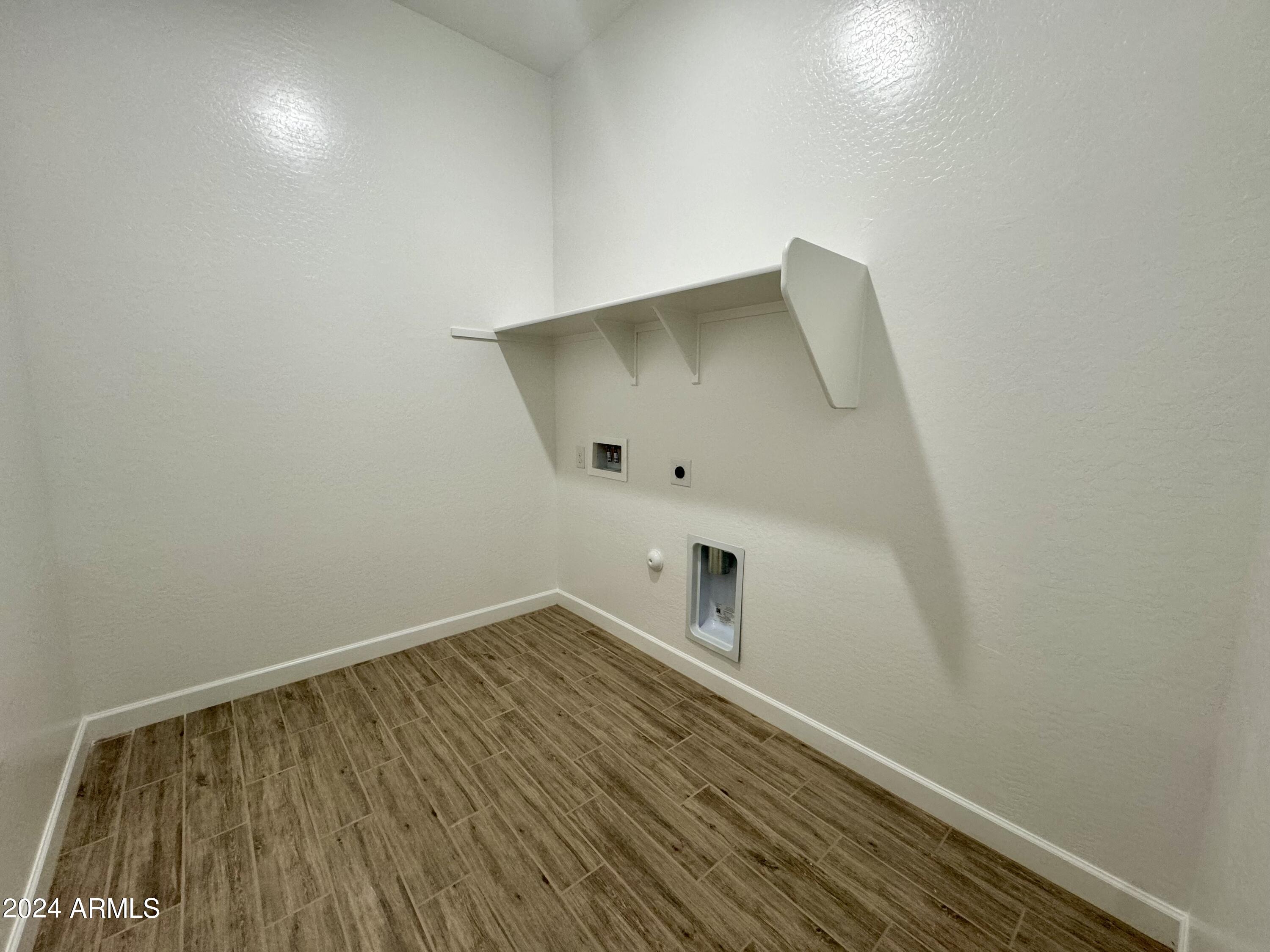 22657 E ROUNDUP Way