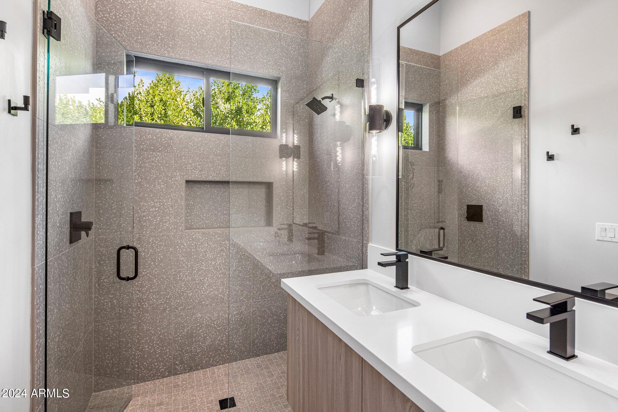 7530 E SUNDOWN Court