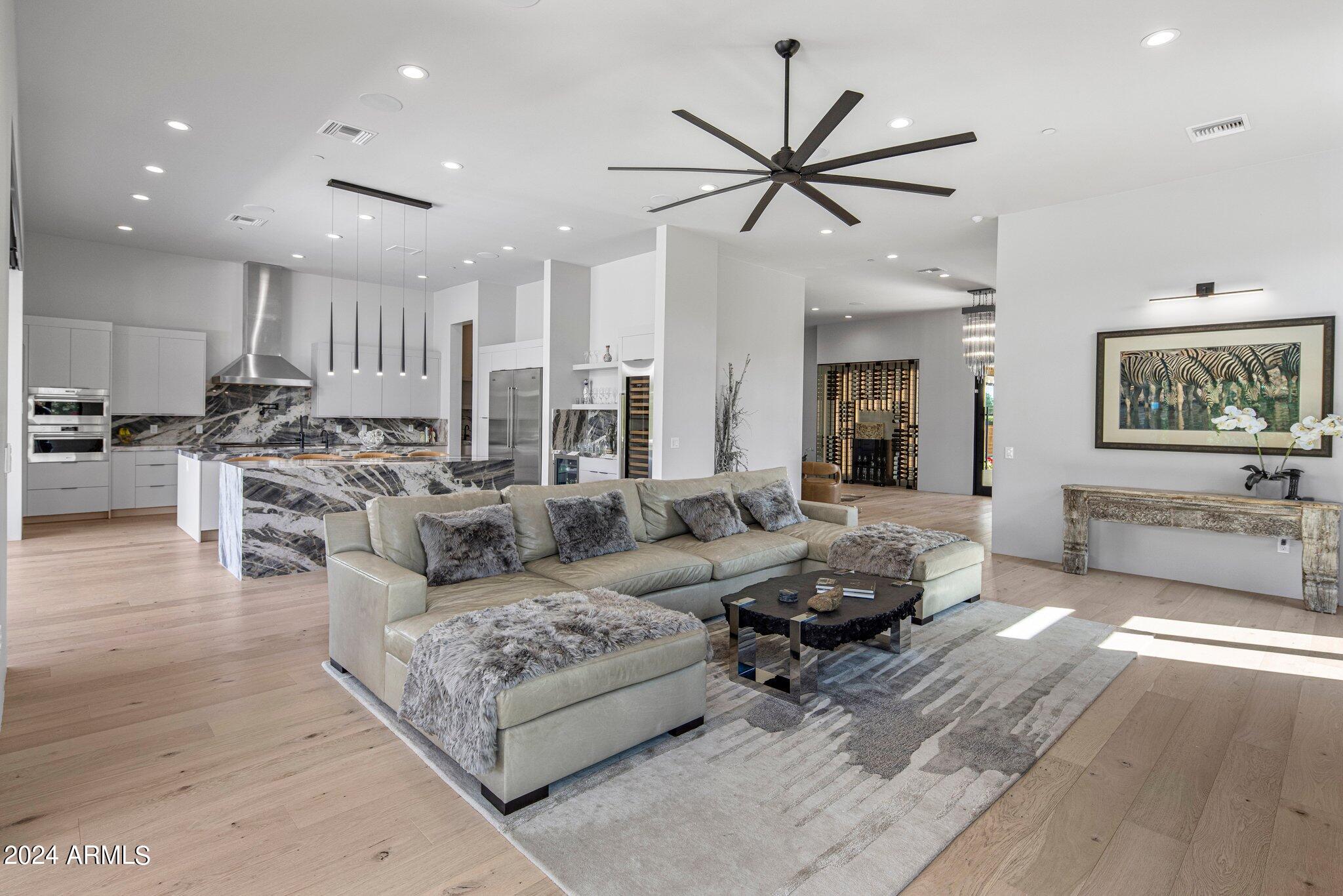 7530 E SUNDOWN Court