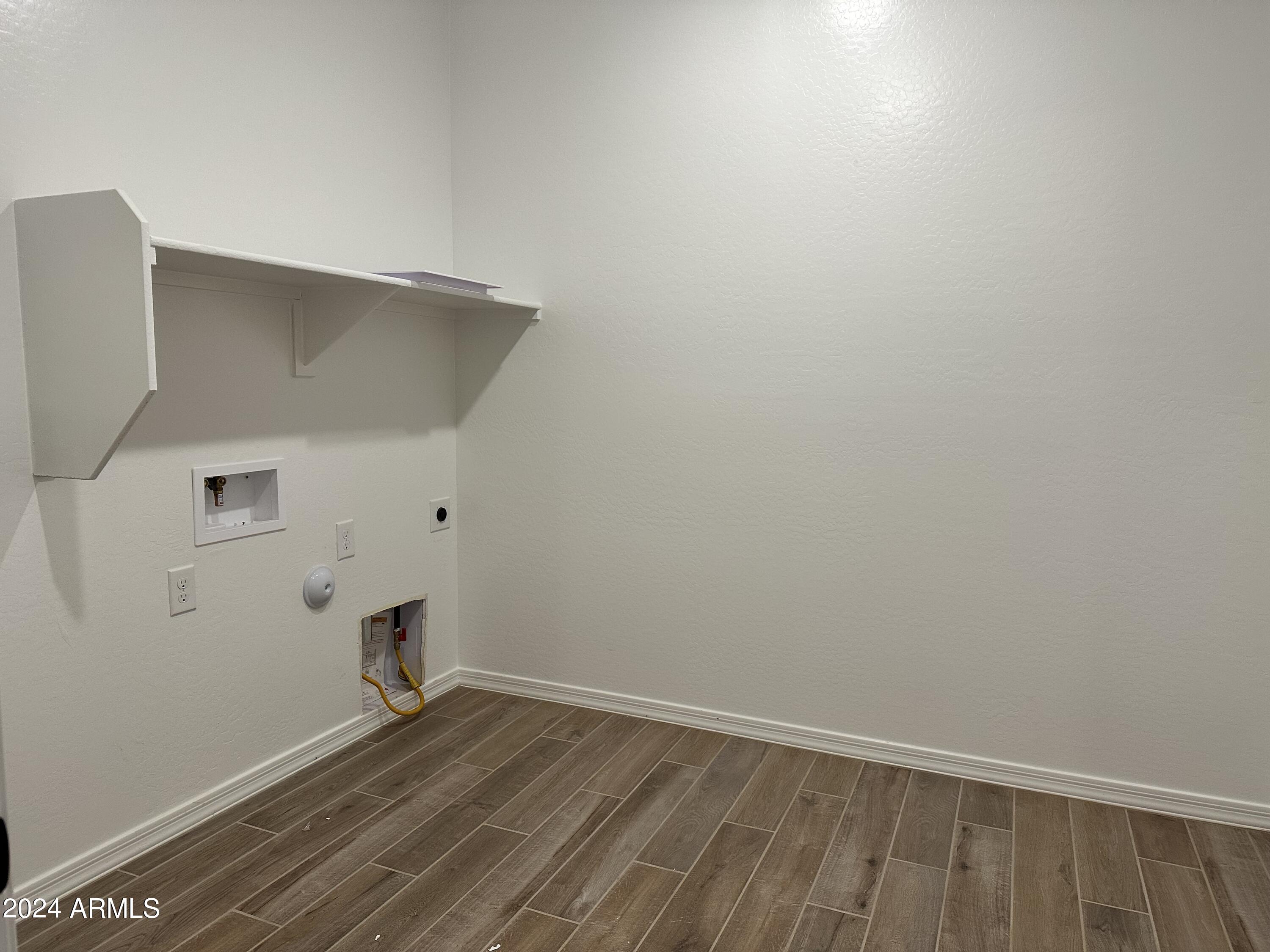 5523 W THURMAN Drive