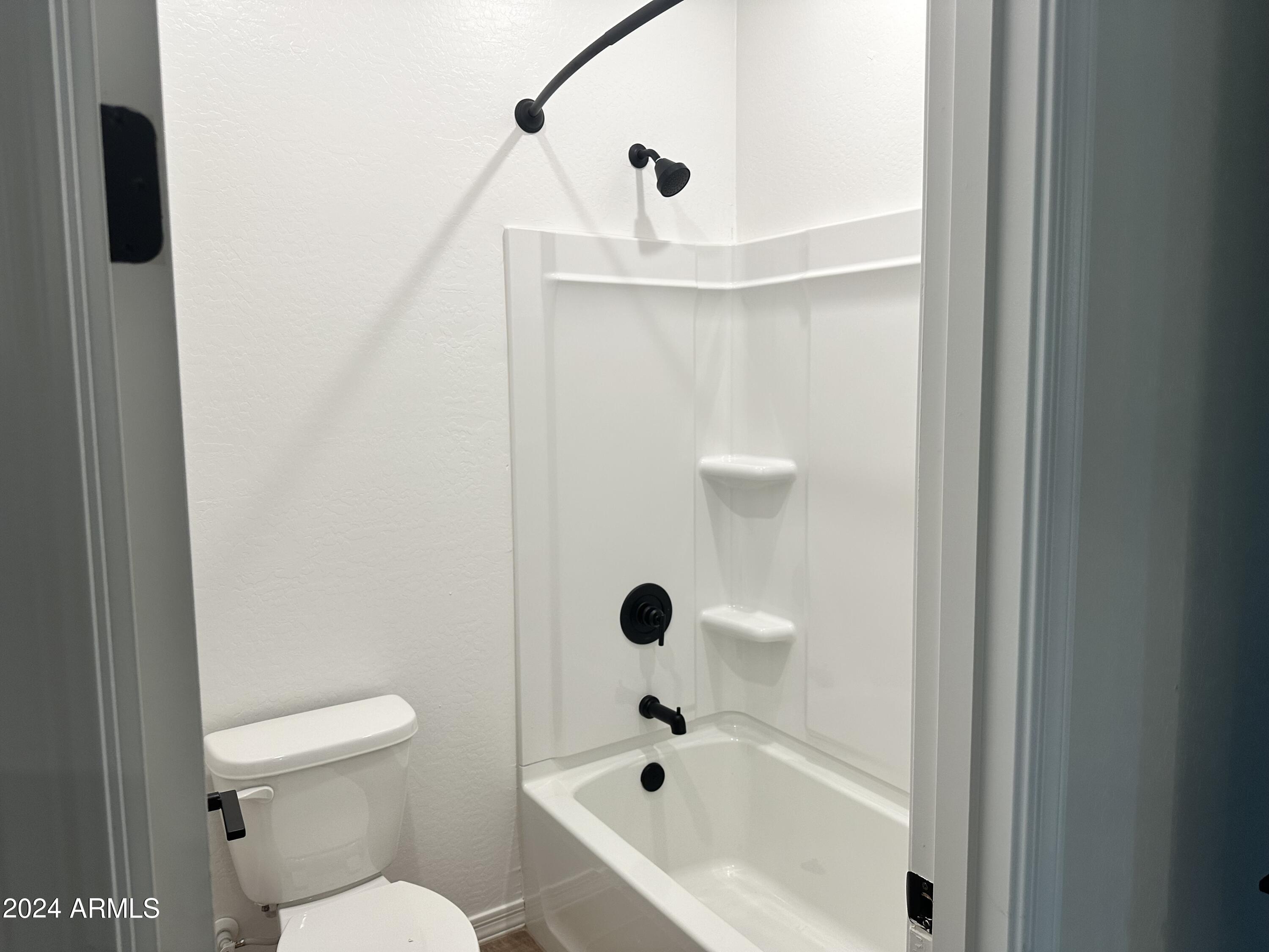 5523 W THURMAN Drive