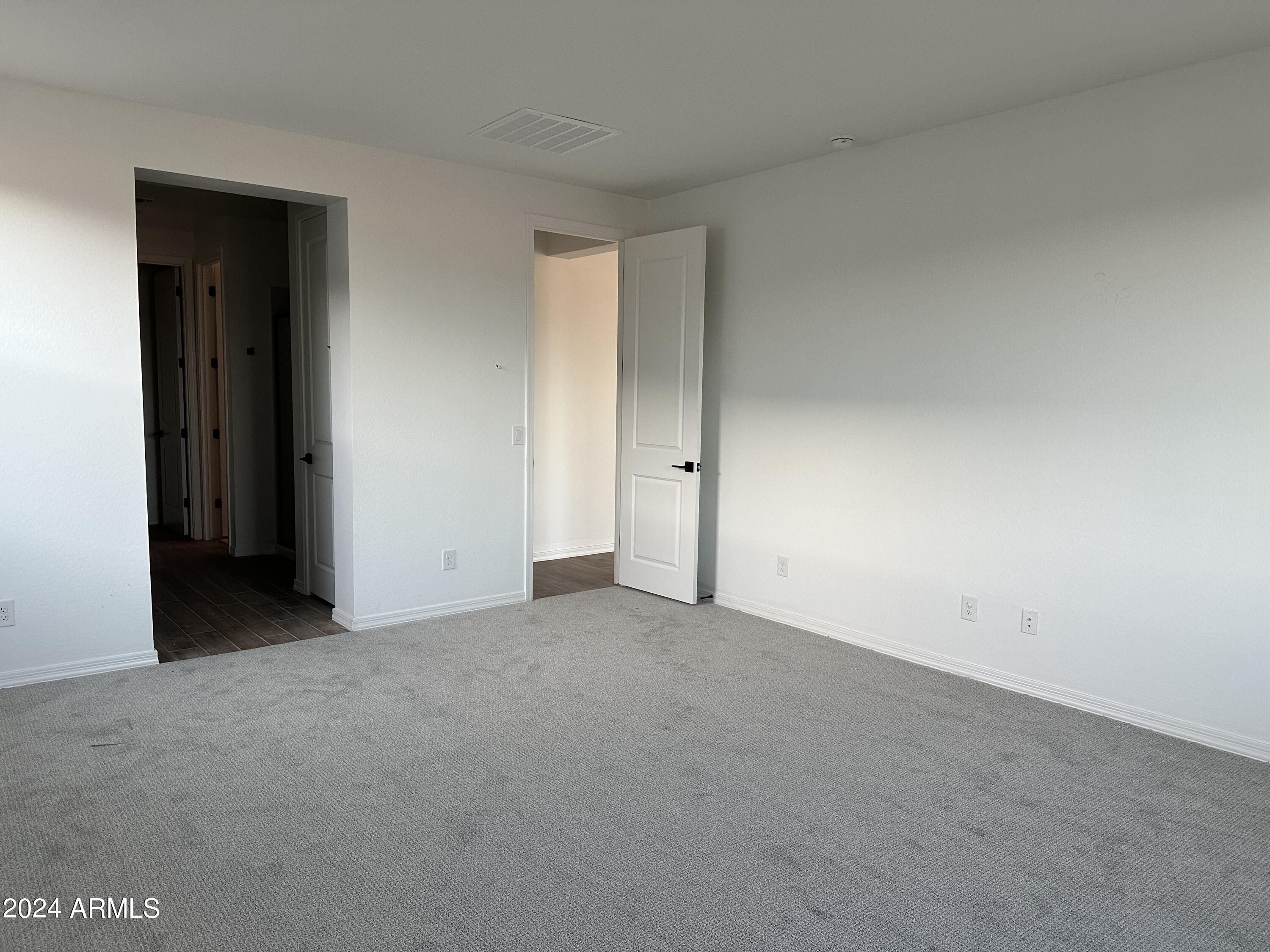 5523 W THURMAN Drive