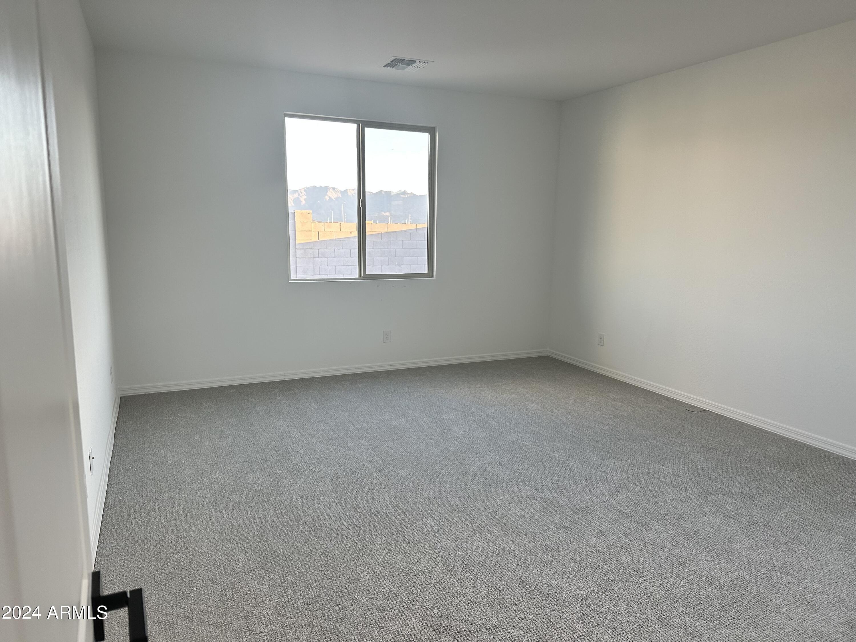 5523 W THURMAN Drive