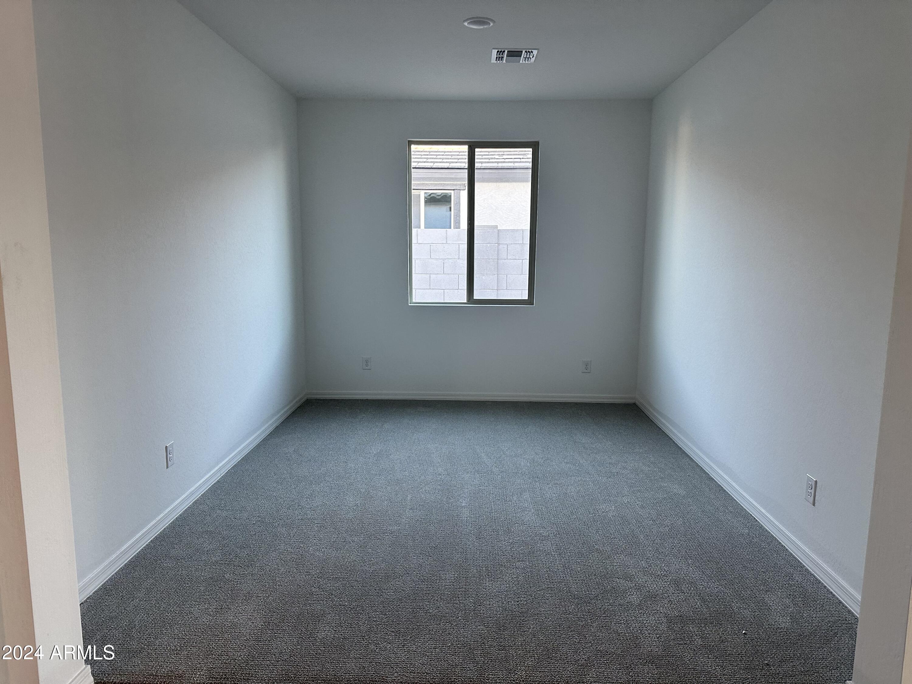 5523 W THURMAN Drive