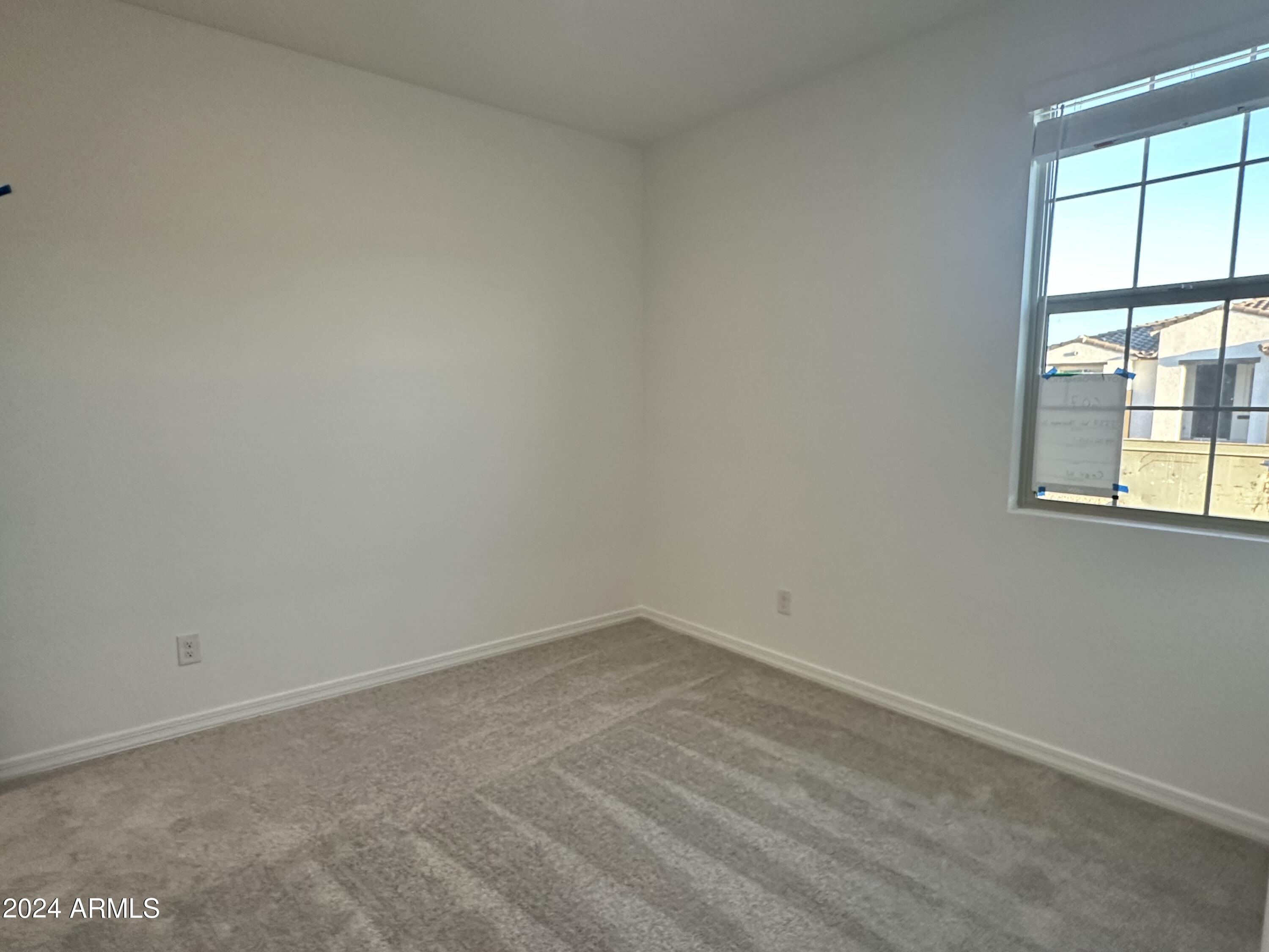 5524 W THURMAN Drive