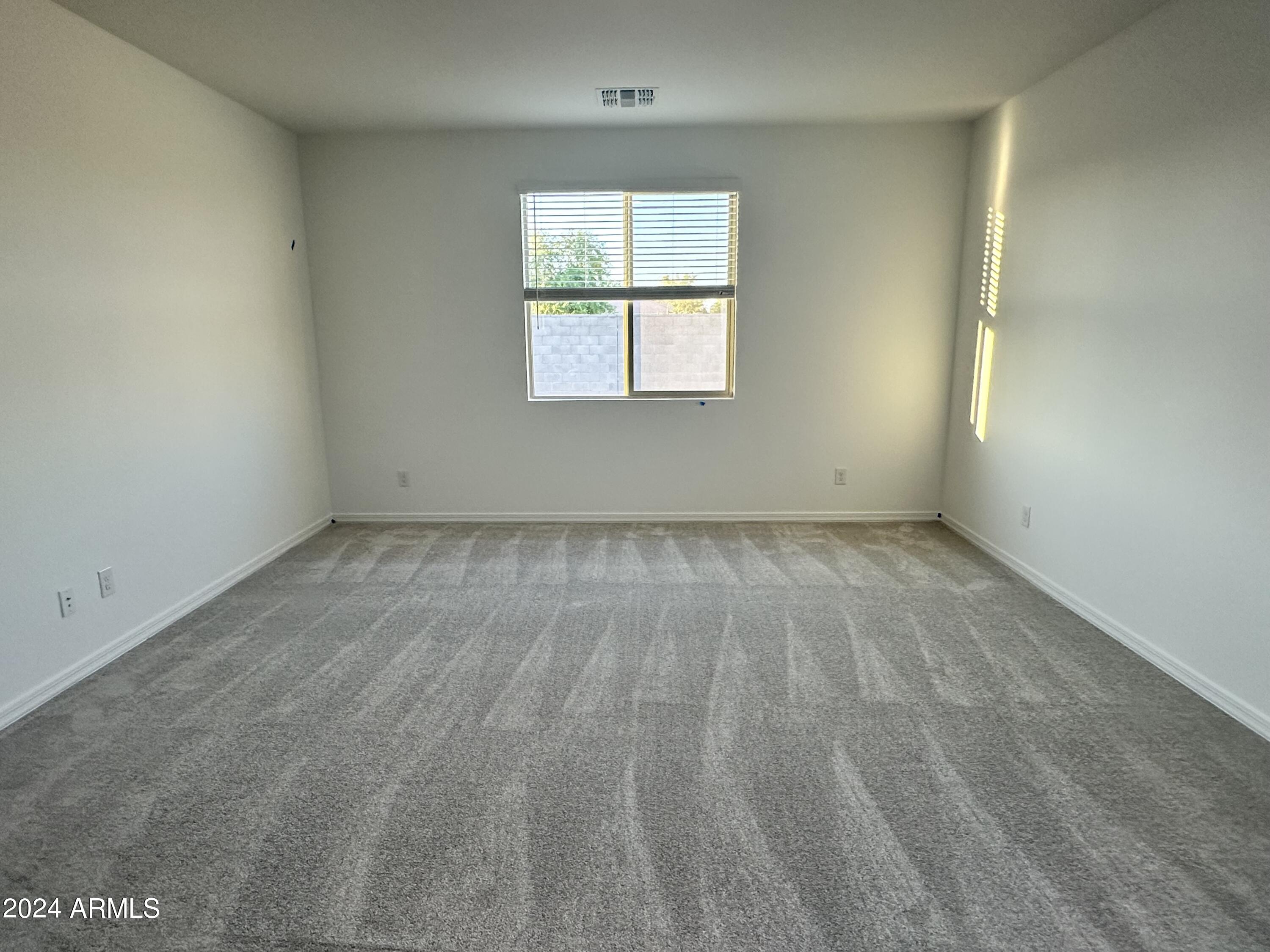 5524 W THURMAN Drive