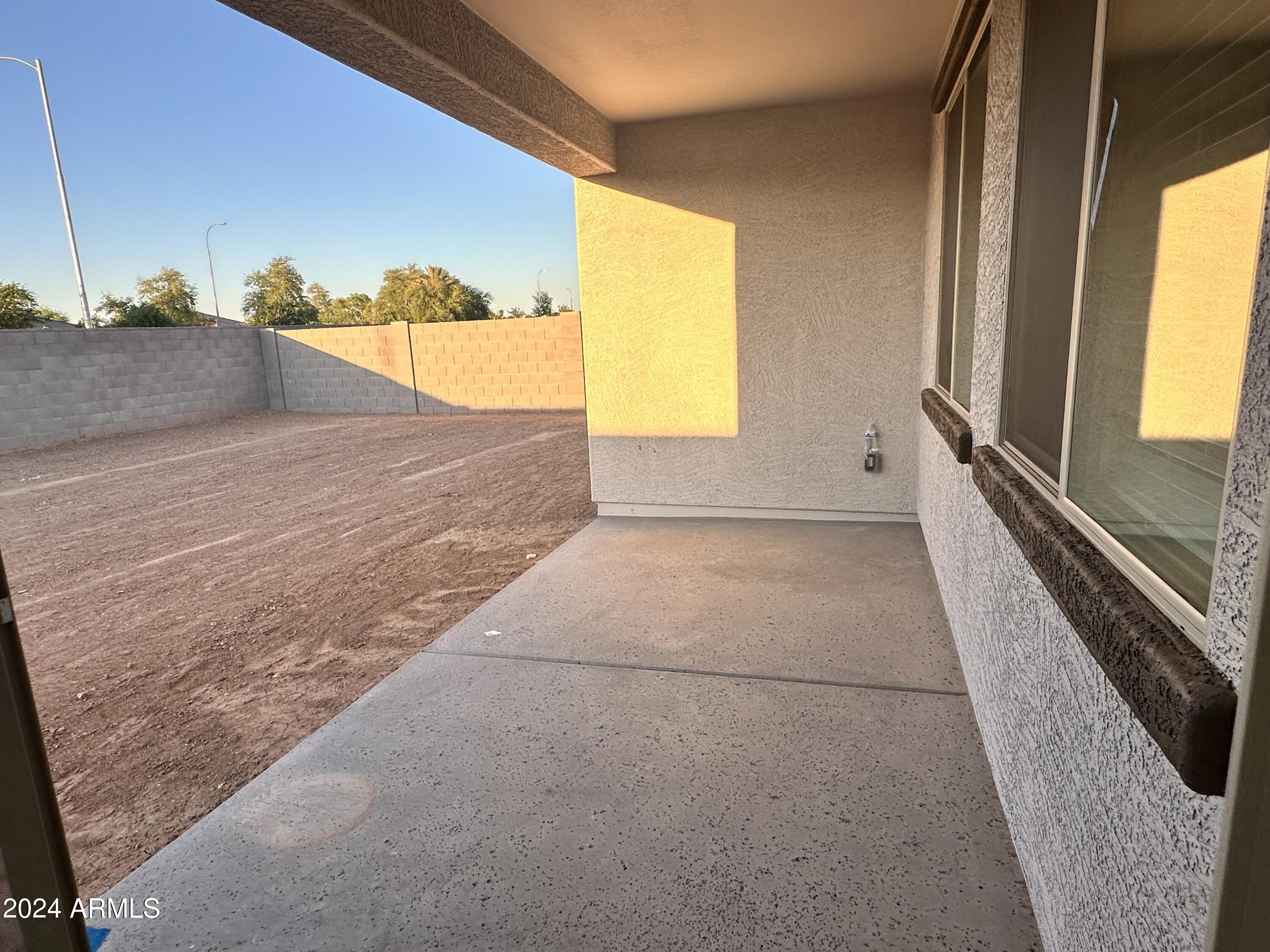 5524 W THURMAN Drive