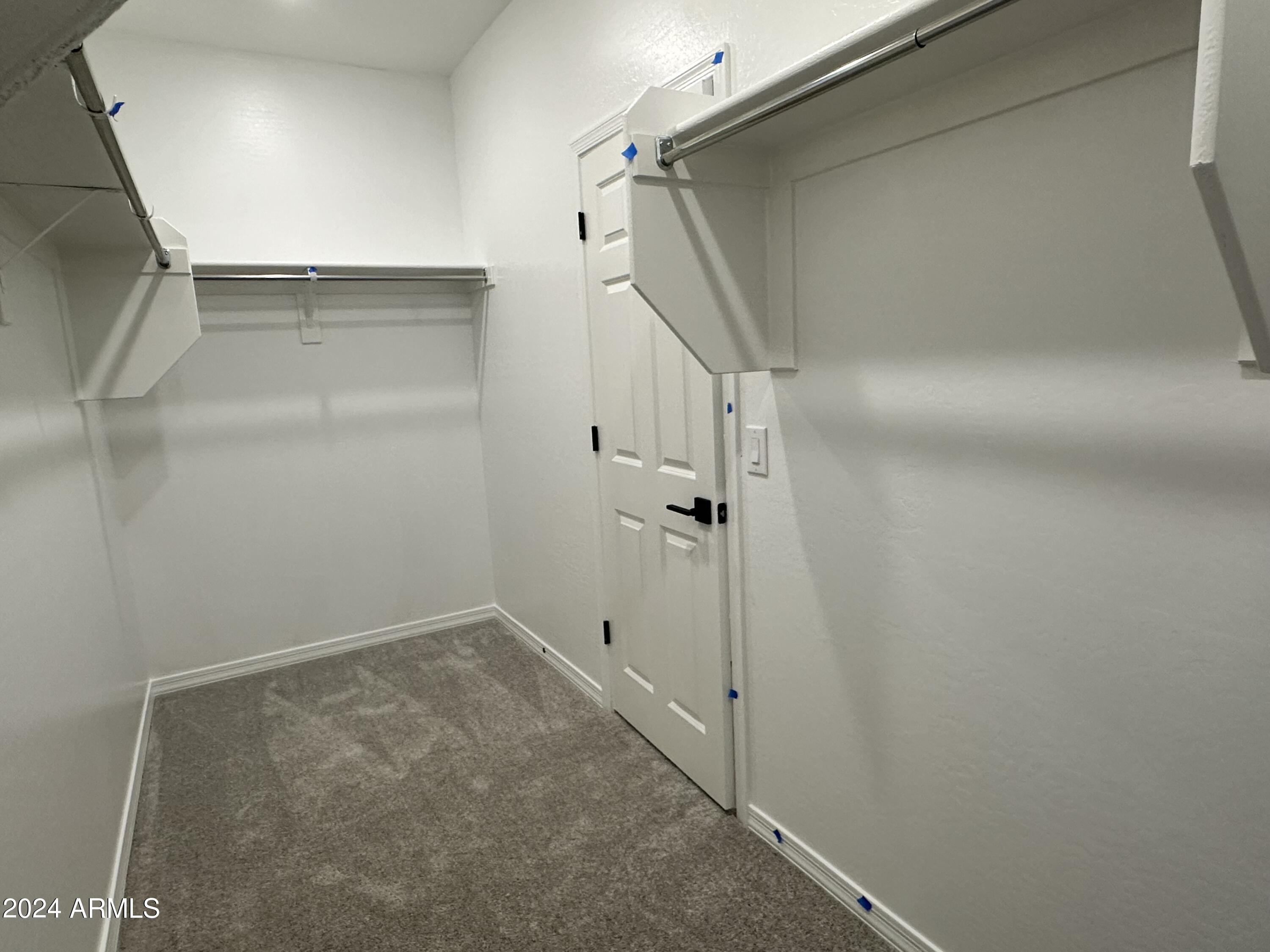 5524 W THURMAN Drive