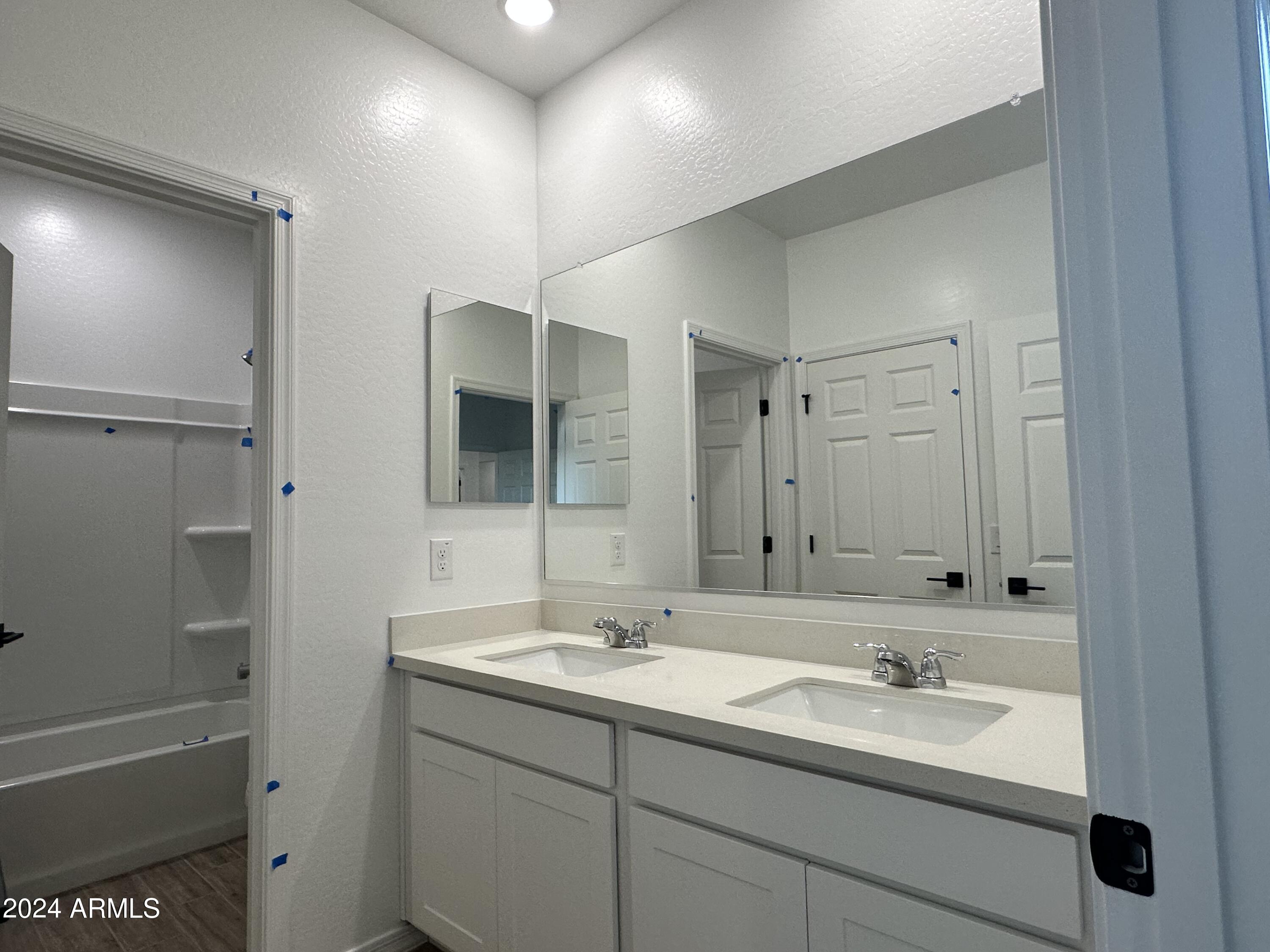 5524 W THURMAN Drive