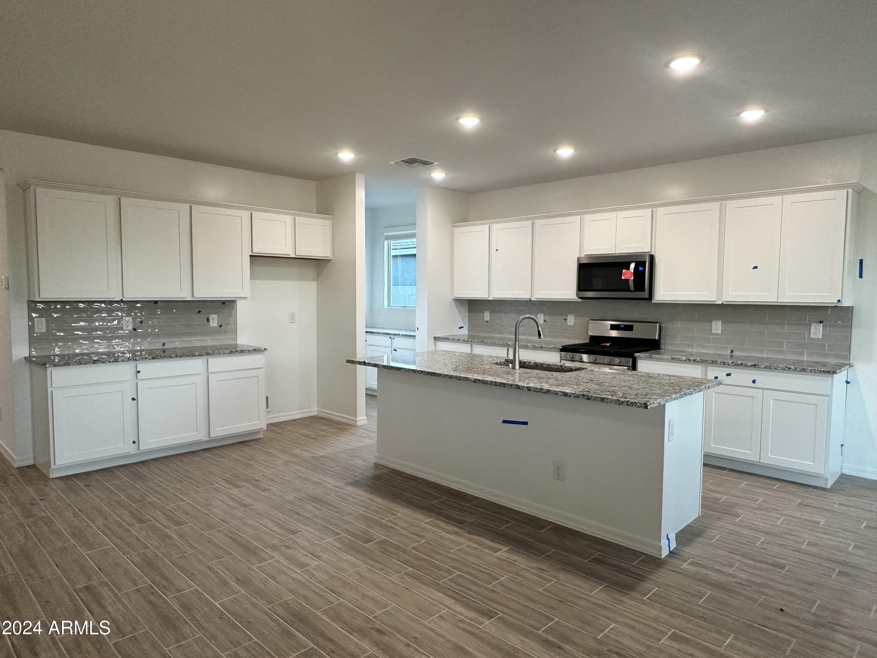 5524 W THURMAN Drive