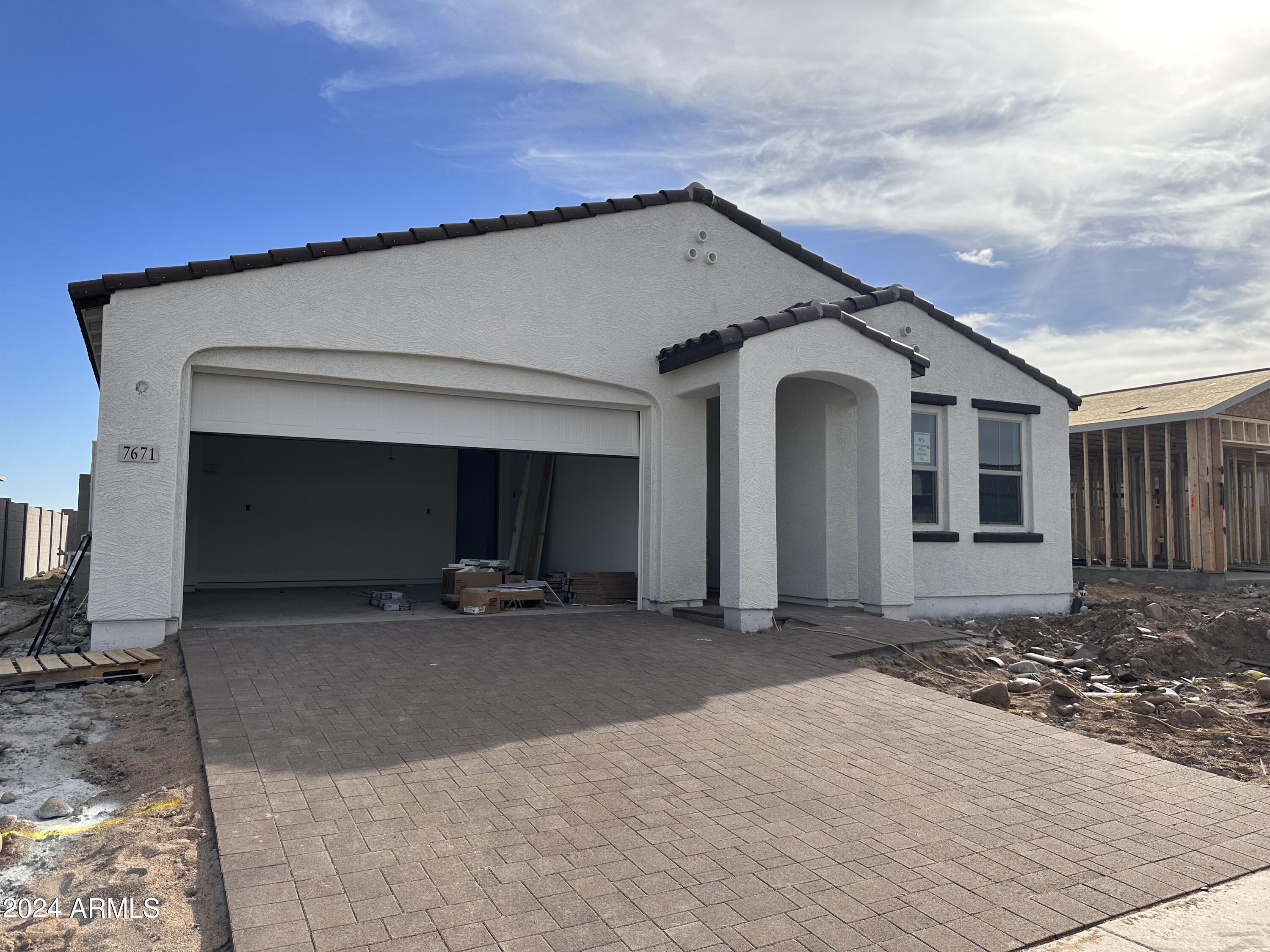 7671 W AVENIDA DEL REY --