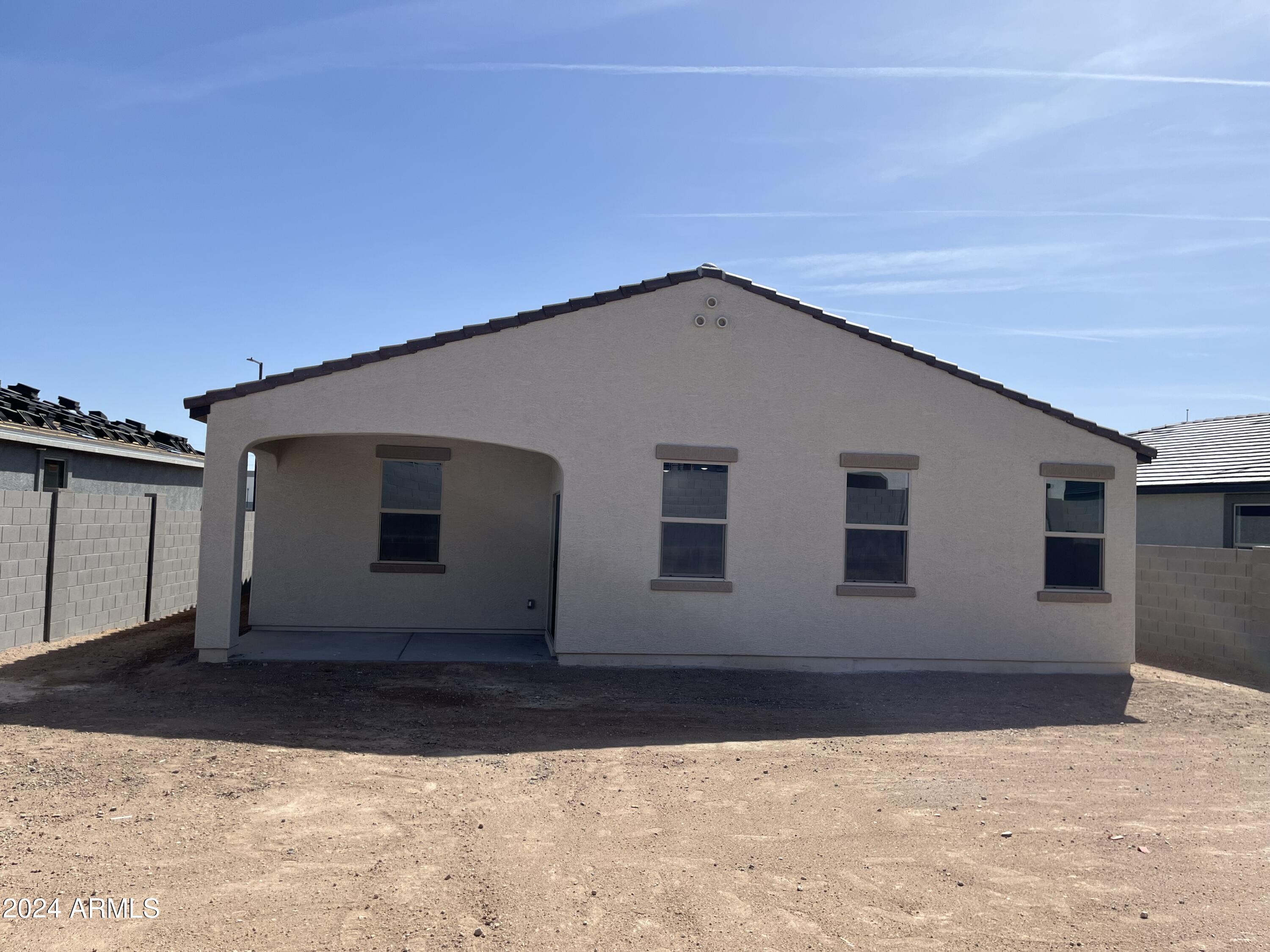 24082 W HUNTINGTON Drive