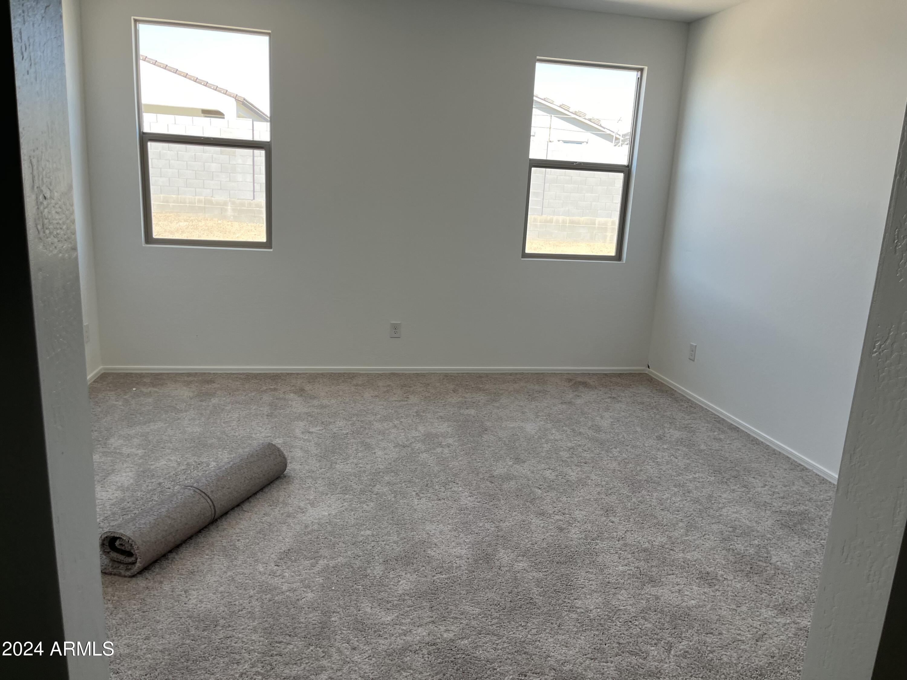 24082 W HUNTINGTON Drive