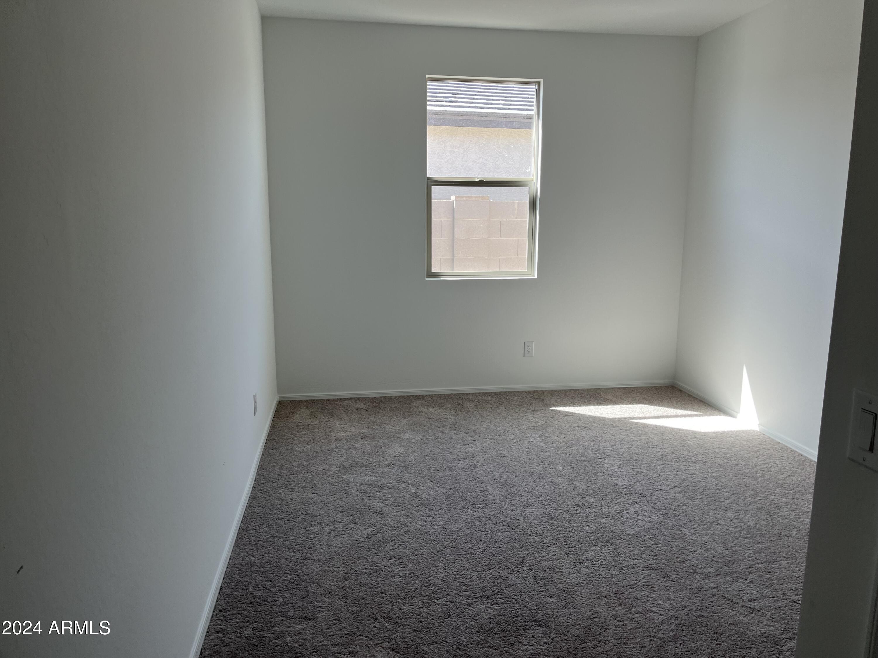 24082 W HUNTINGTON Drive