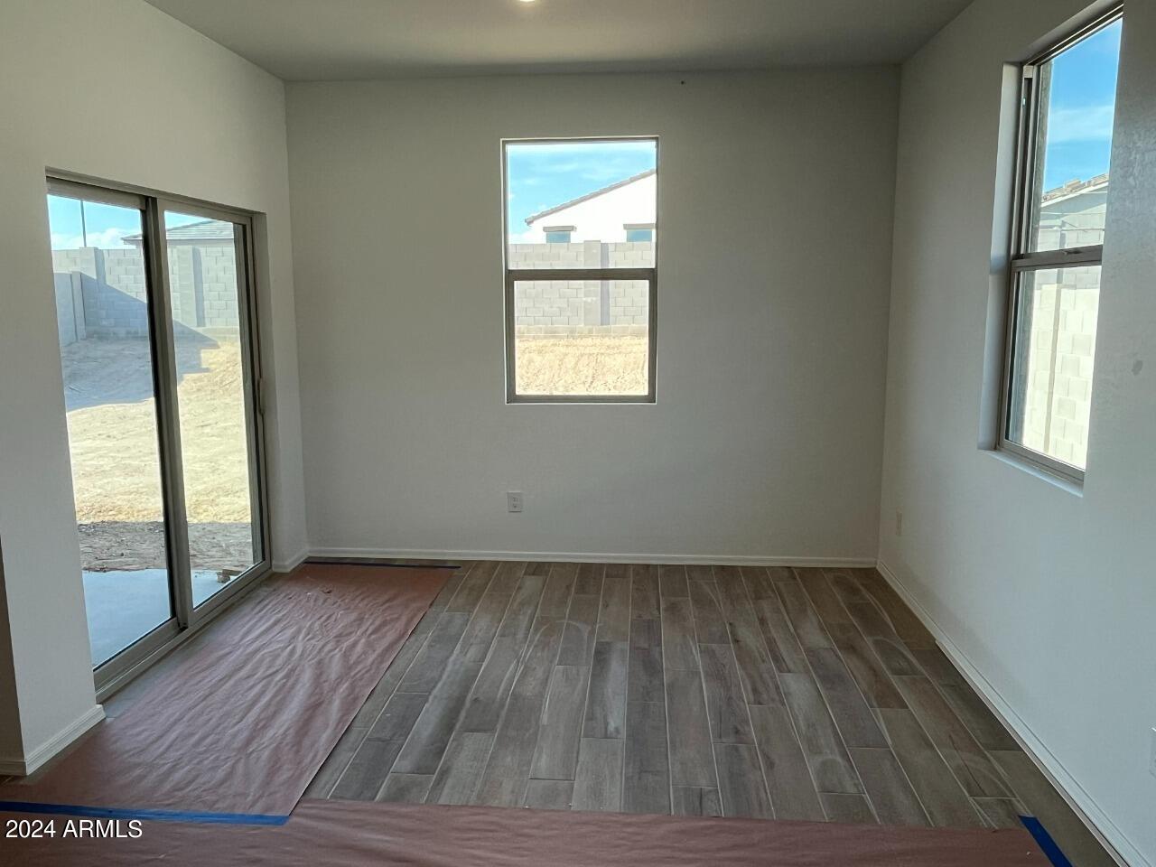 24090 W HUNTINGTON Drive